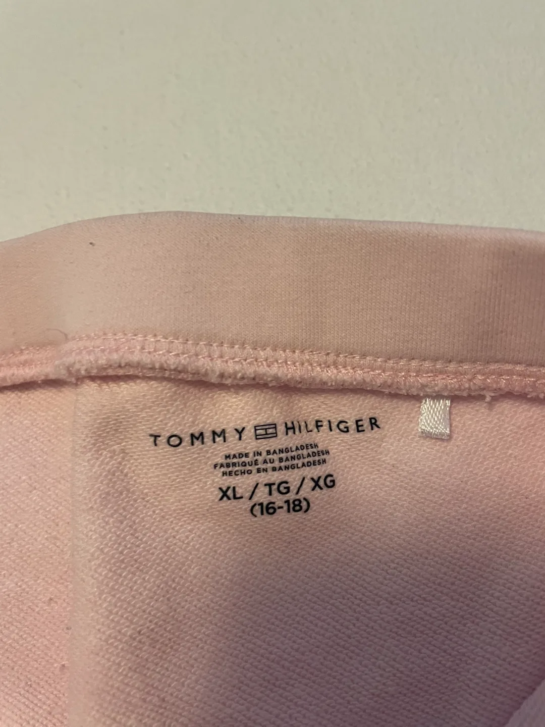 Tommy Hilfiger Pink Joggers - Size XL (Kids) image indicator(2)