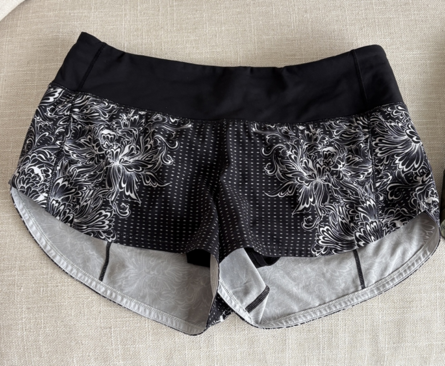 Lululemon Speed Up Low-Rise Lined Short 2.5"