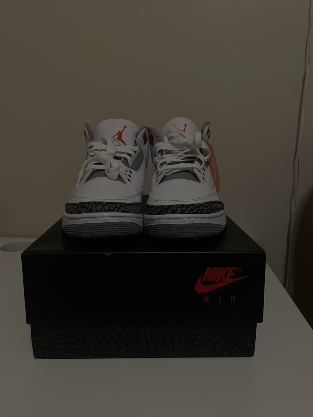 Air Jordan 3 Retro Men's Size 9 - photo 3
