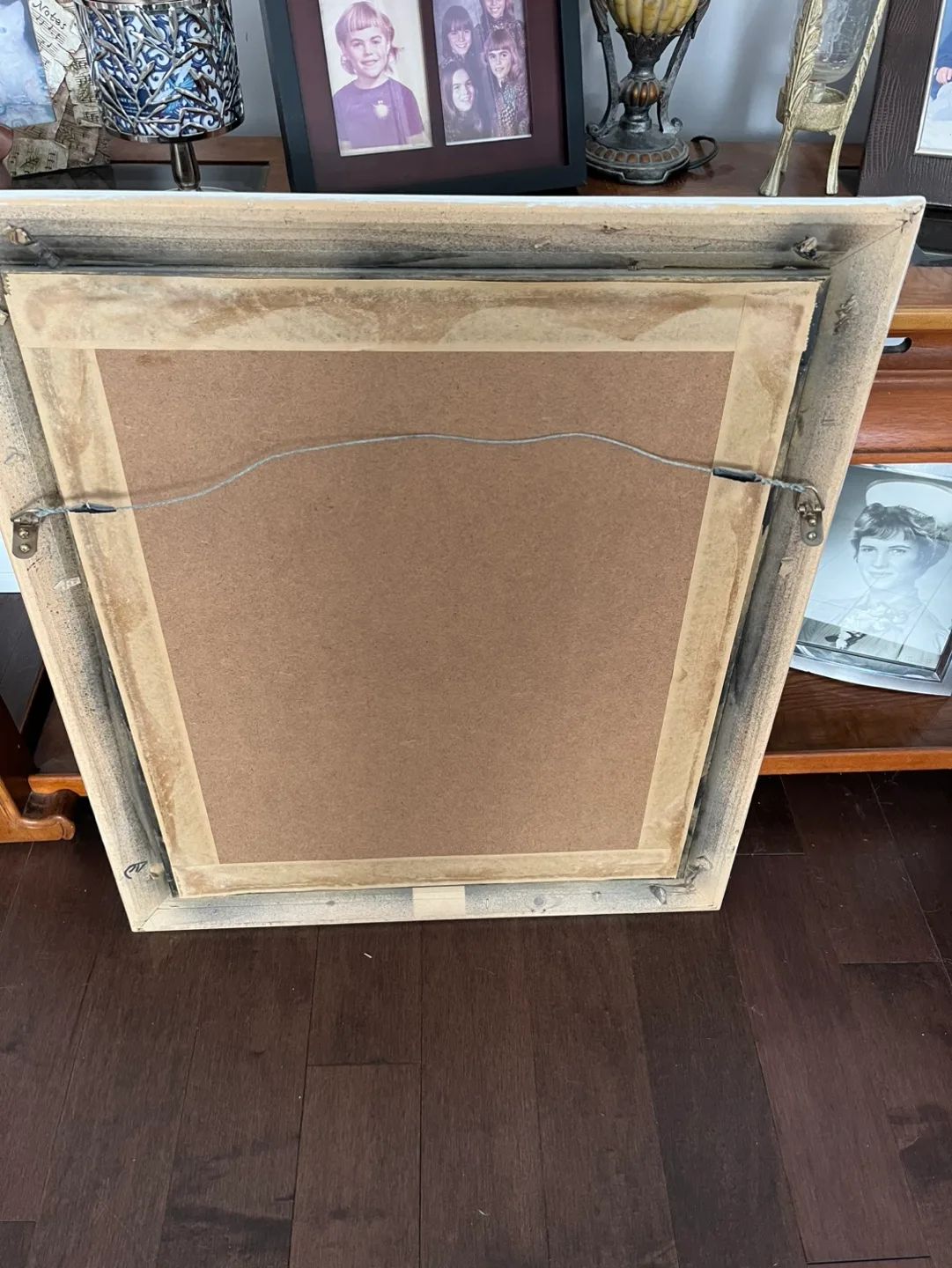 White framed mirror image indicator(2)