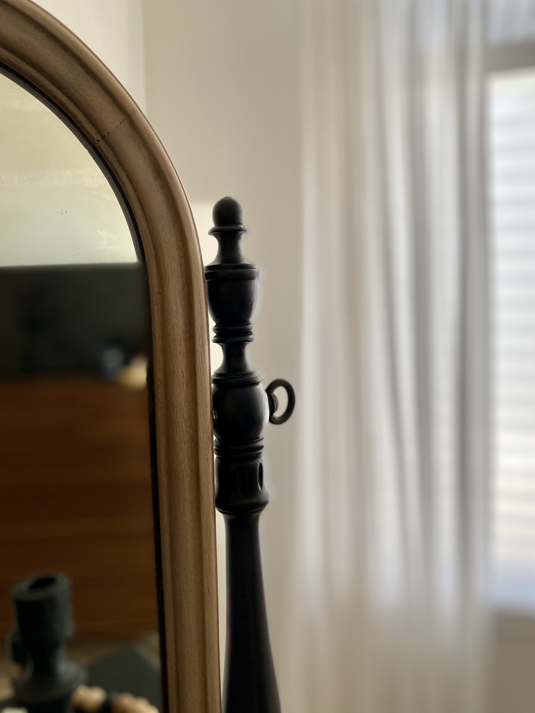 1920’s Dresser Vanity - photo 4