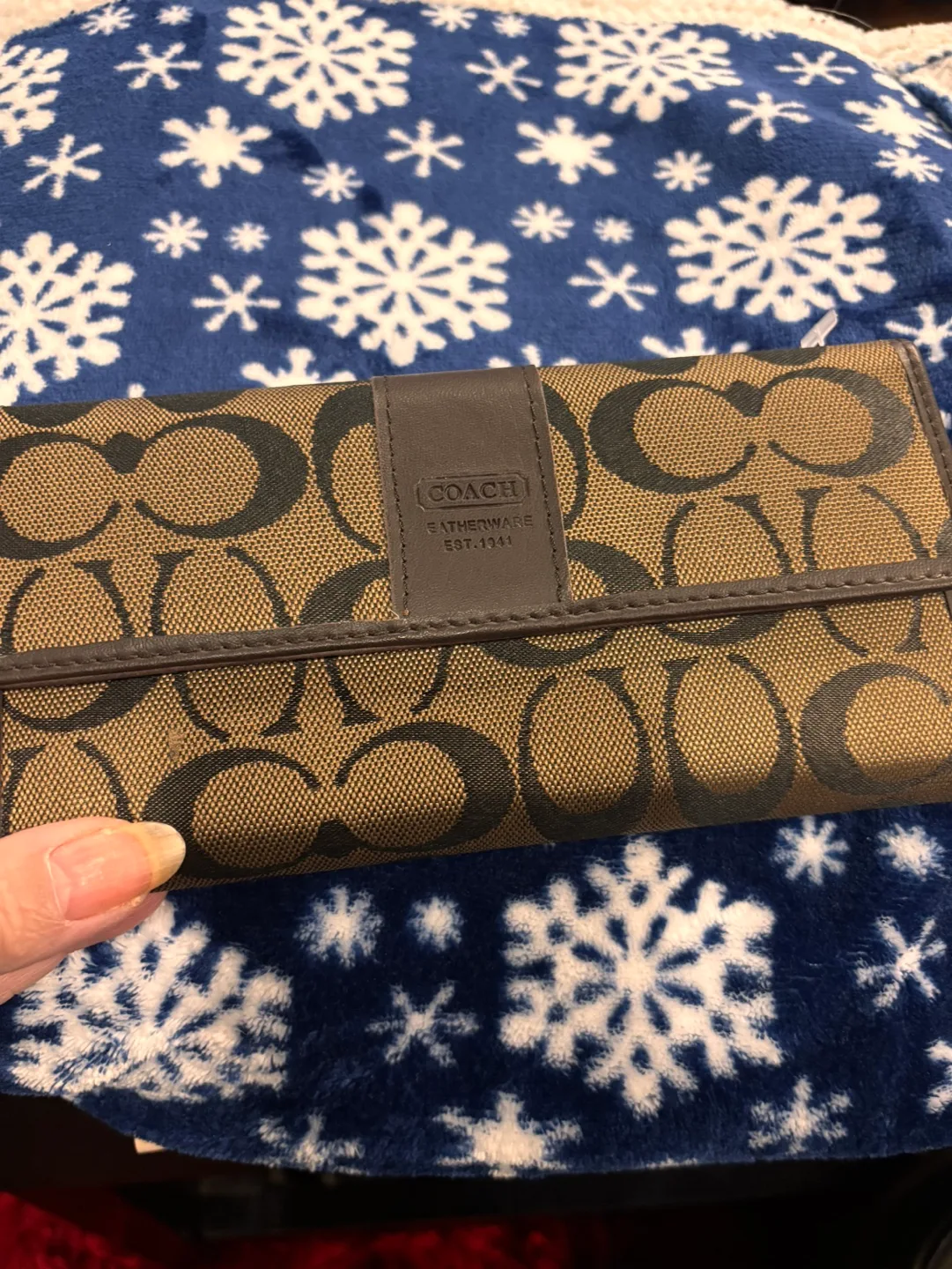 Coach Brown Signature C Wallet image indicator(2)