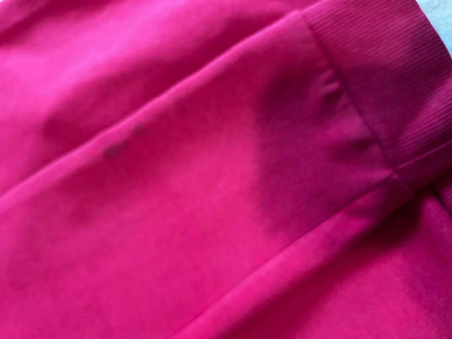 💚Men's Red Guess Jacket Size Medium image indicator(4)