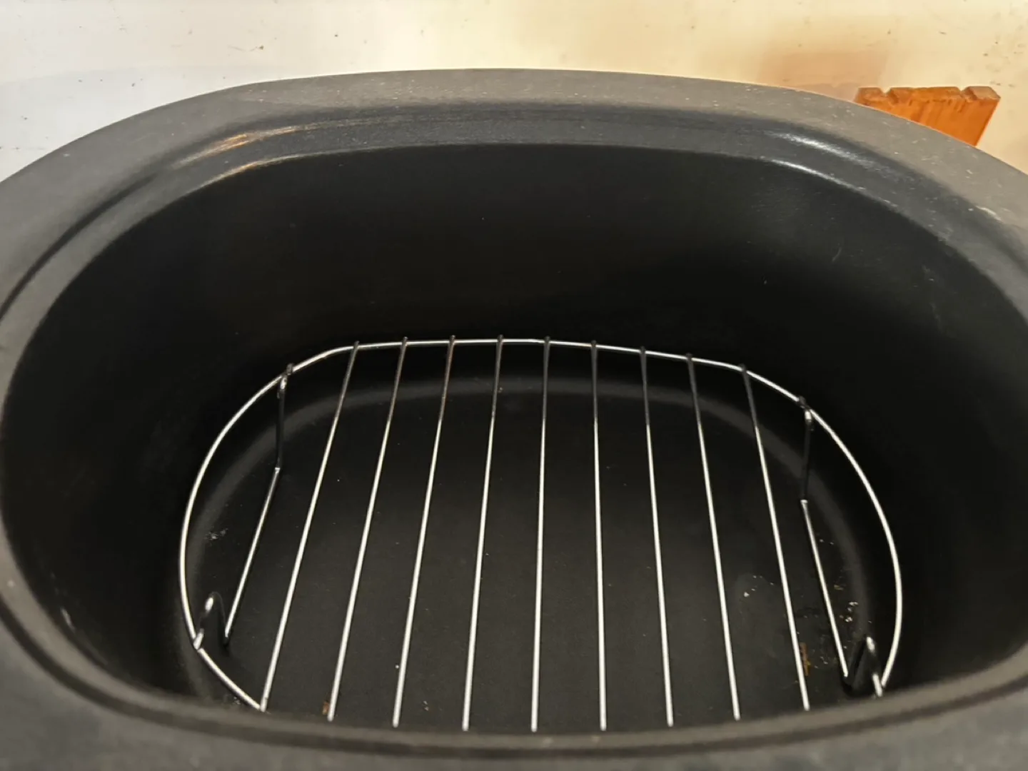 Rival 8 Quart Roaster Oven image indicator(2)