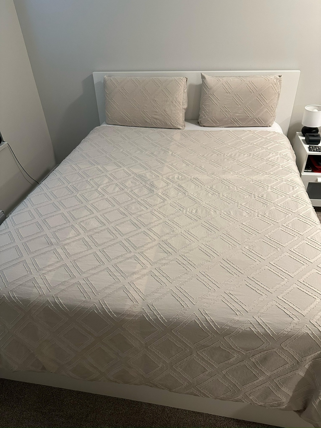 IKEA MALM Queen Bed Frame, White - photo 4