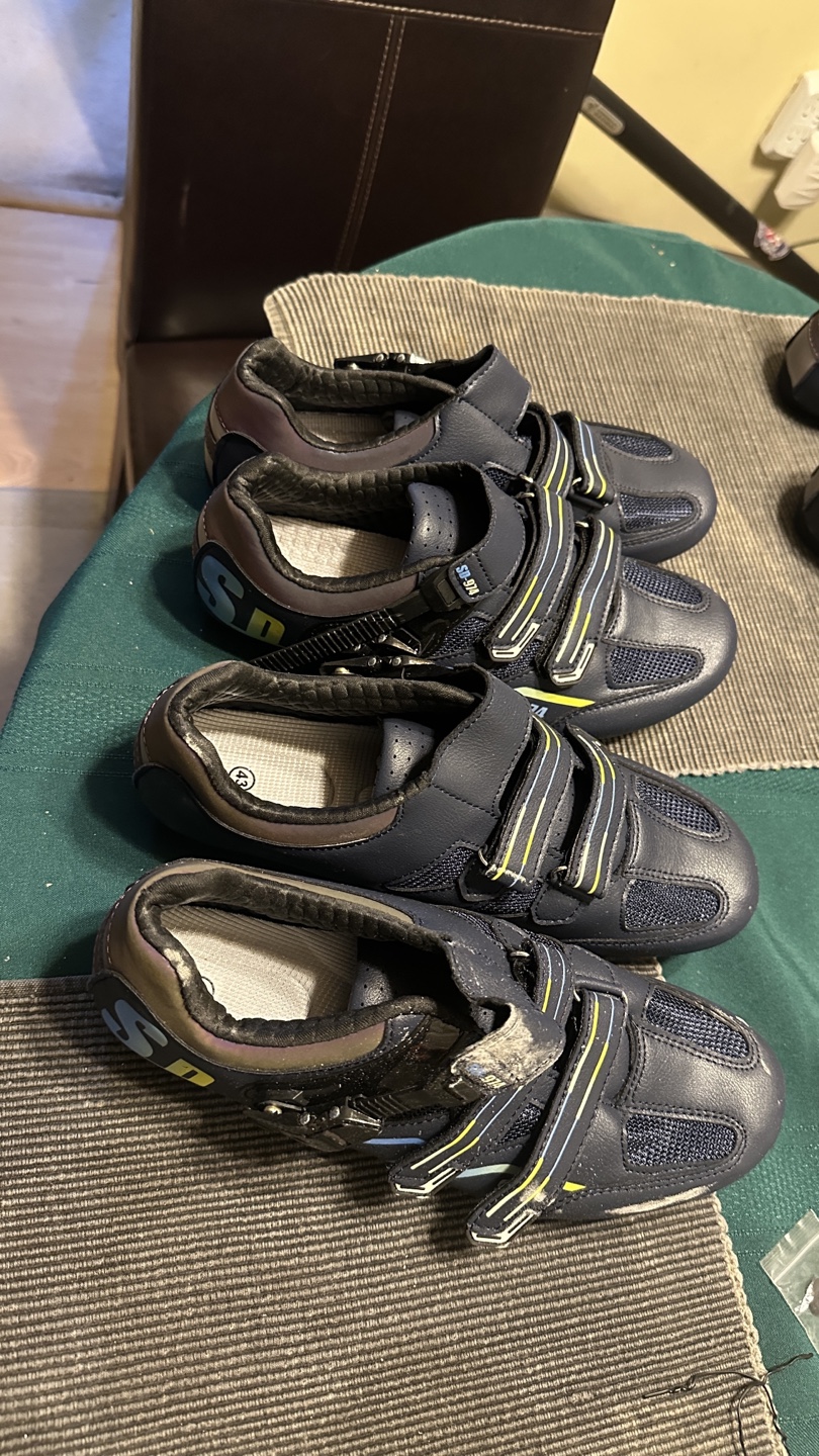 Road bike shoes size 41 &43