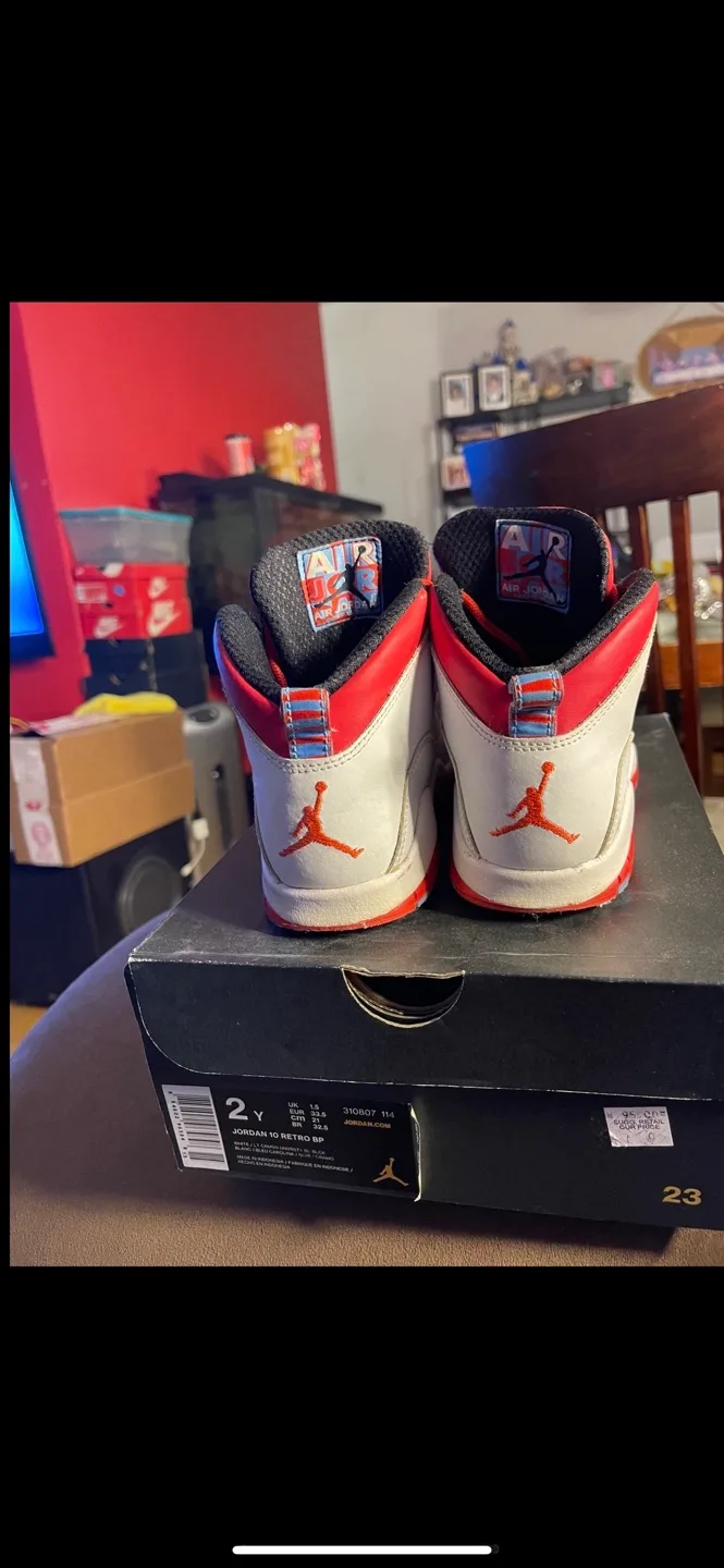 Air Jordan 10 Retro image indicator(5)