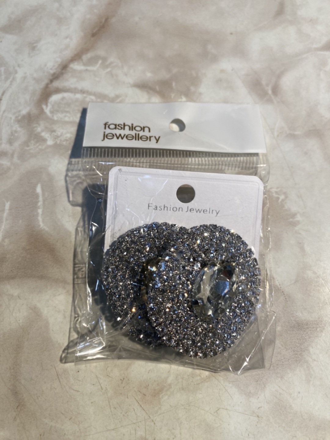 Bundle of 5 pairs of statement earrings - photo 3