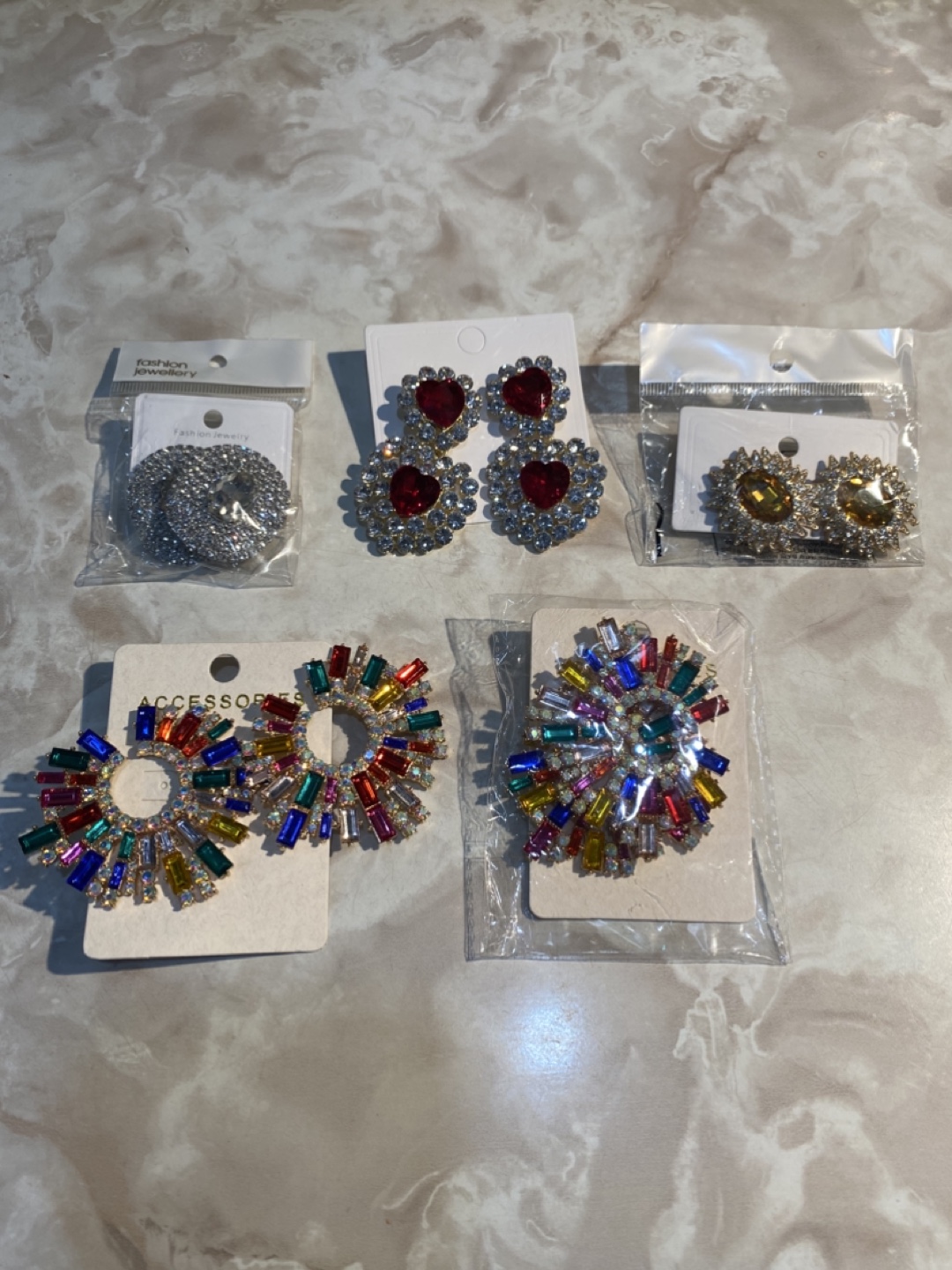 Bundle of 5 pairs of statement earrings - photo 5
