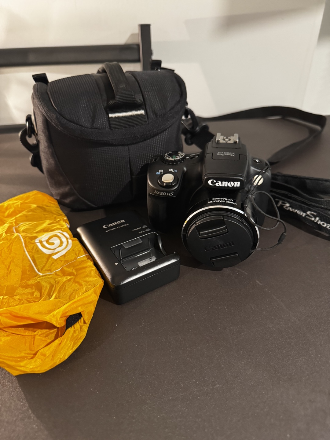 Canon PowerShot SX550 Digital Camera with Accessories💚