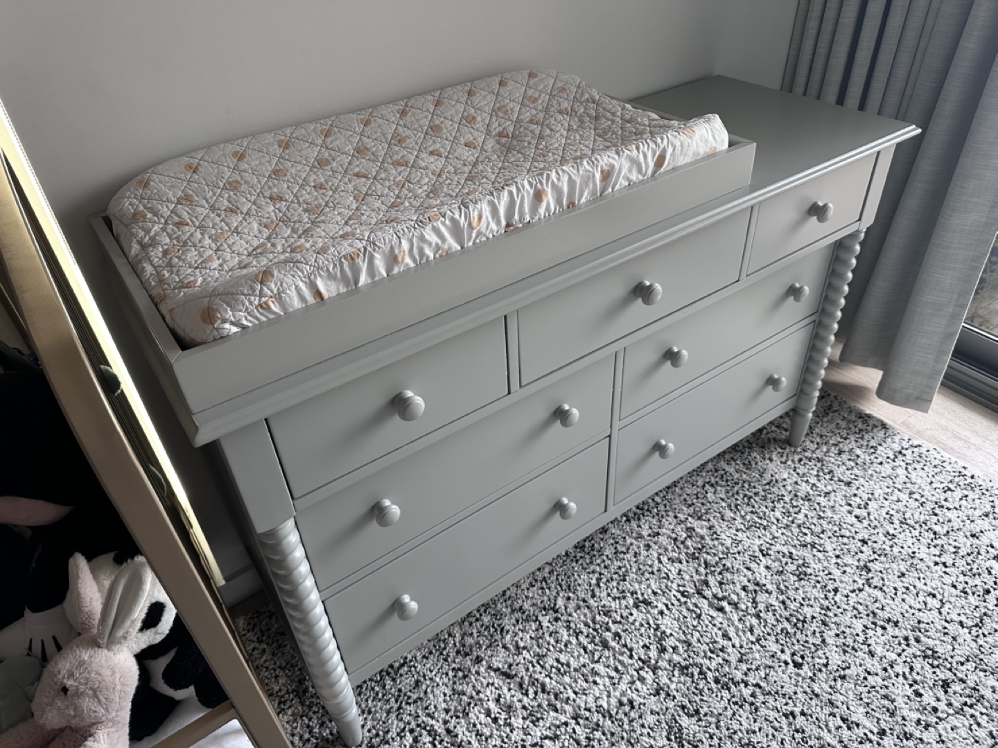 Crate & Barrel Jenny Lind Wood Dresser (rem. baby change top) - photo 4
