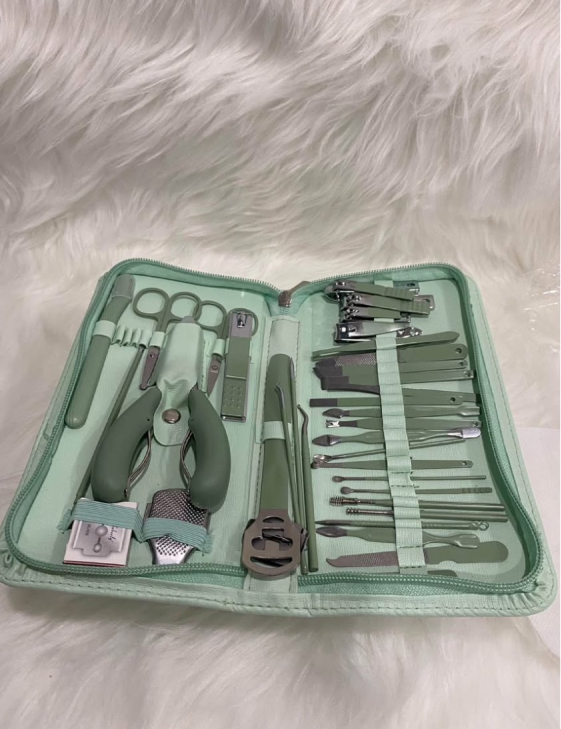 Mint Green Manicure Set with Case - photo 5