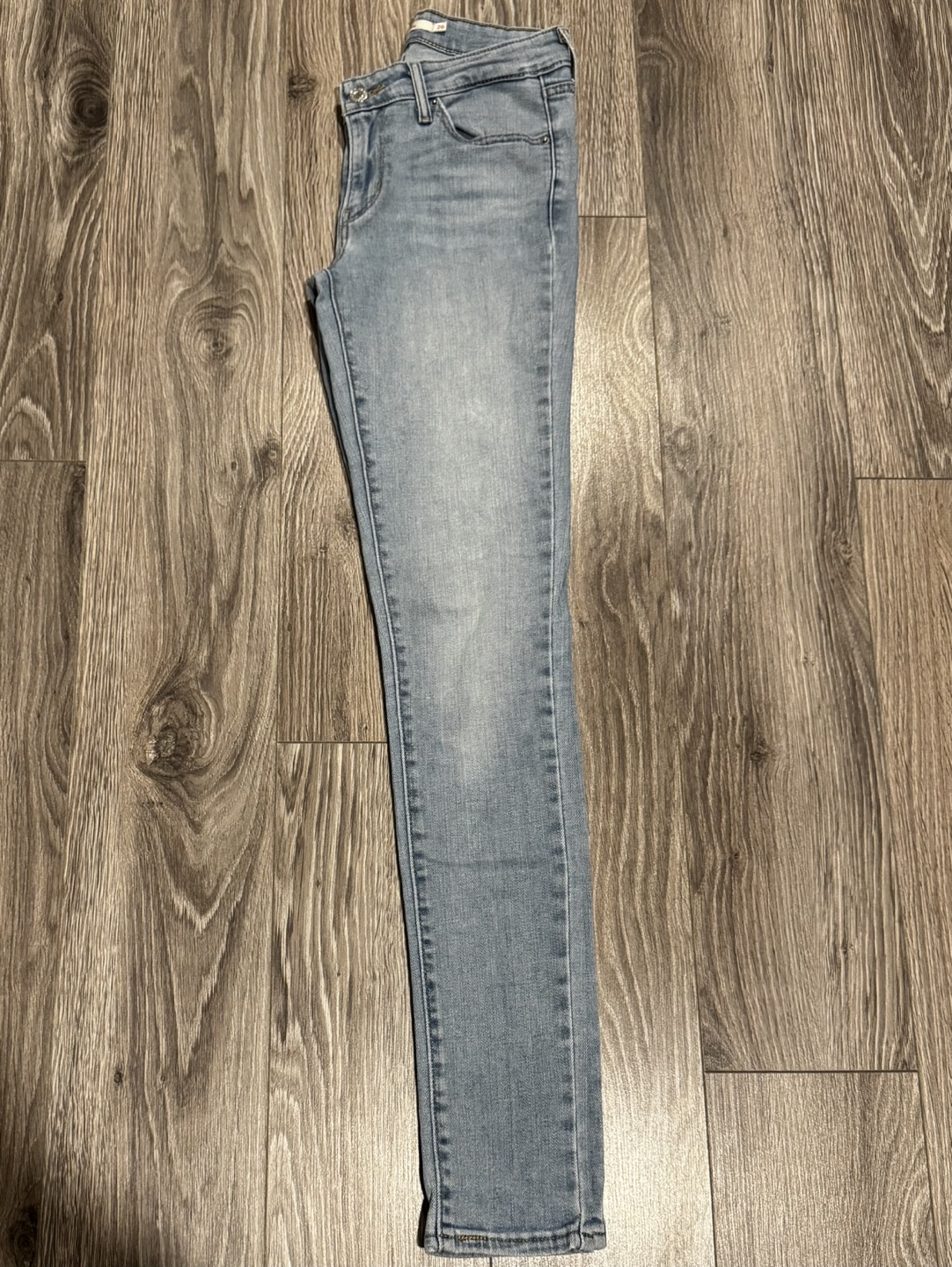 Levi's 711 Skinny Jeans - Size 26 - photo 2