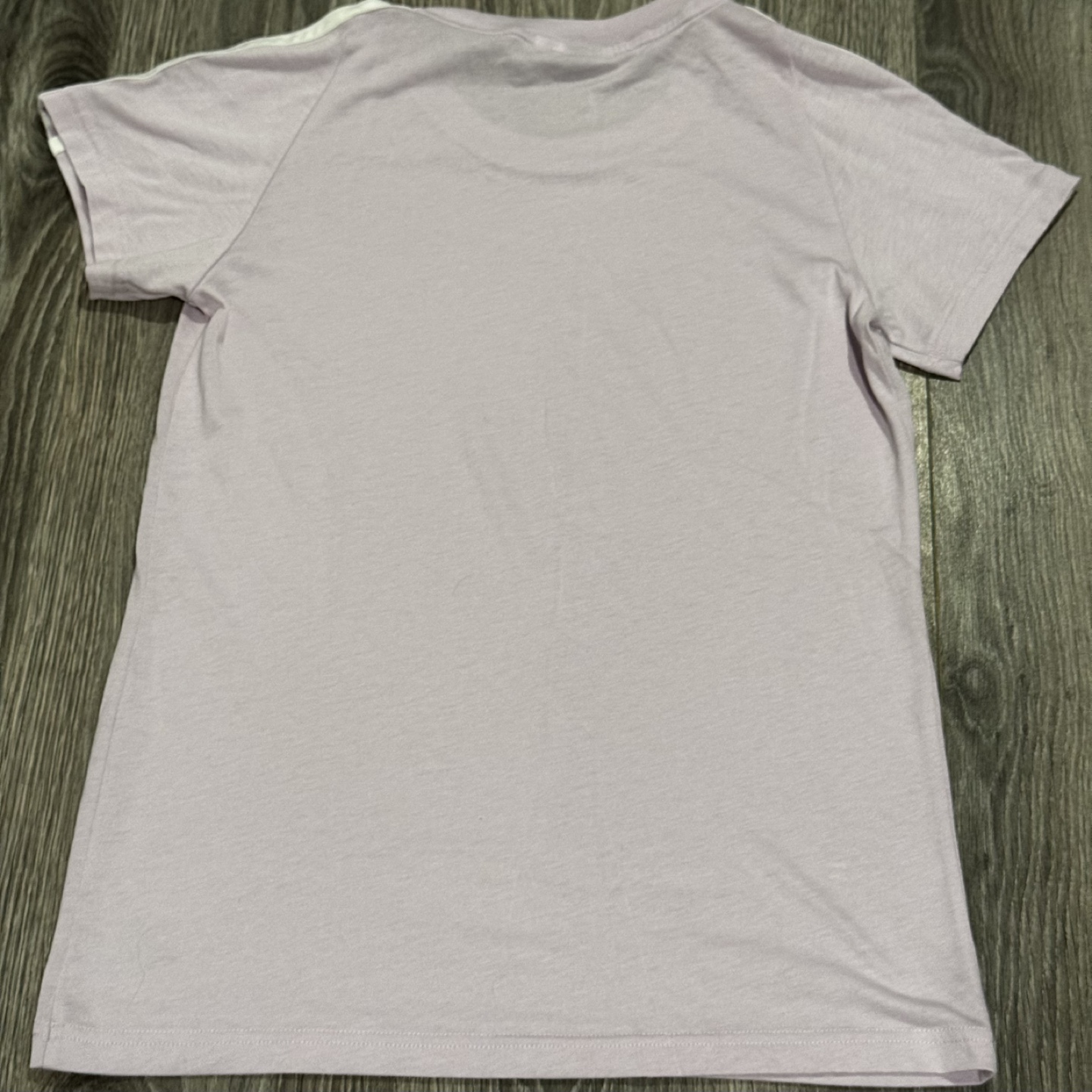 Lavender Adidas T-Shirt with White Stripes💚 - photo 3