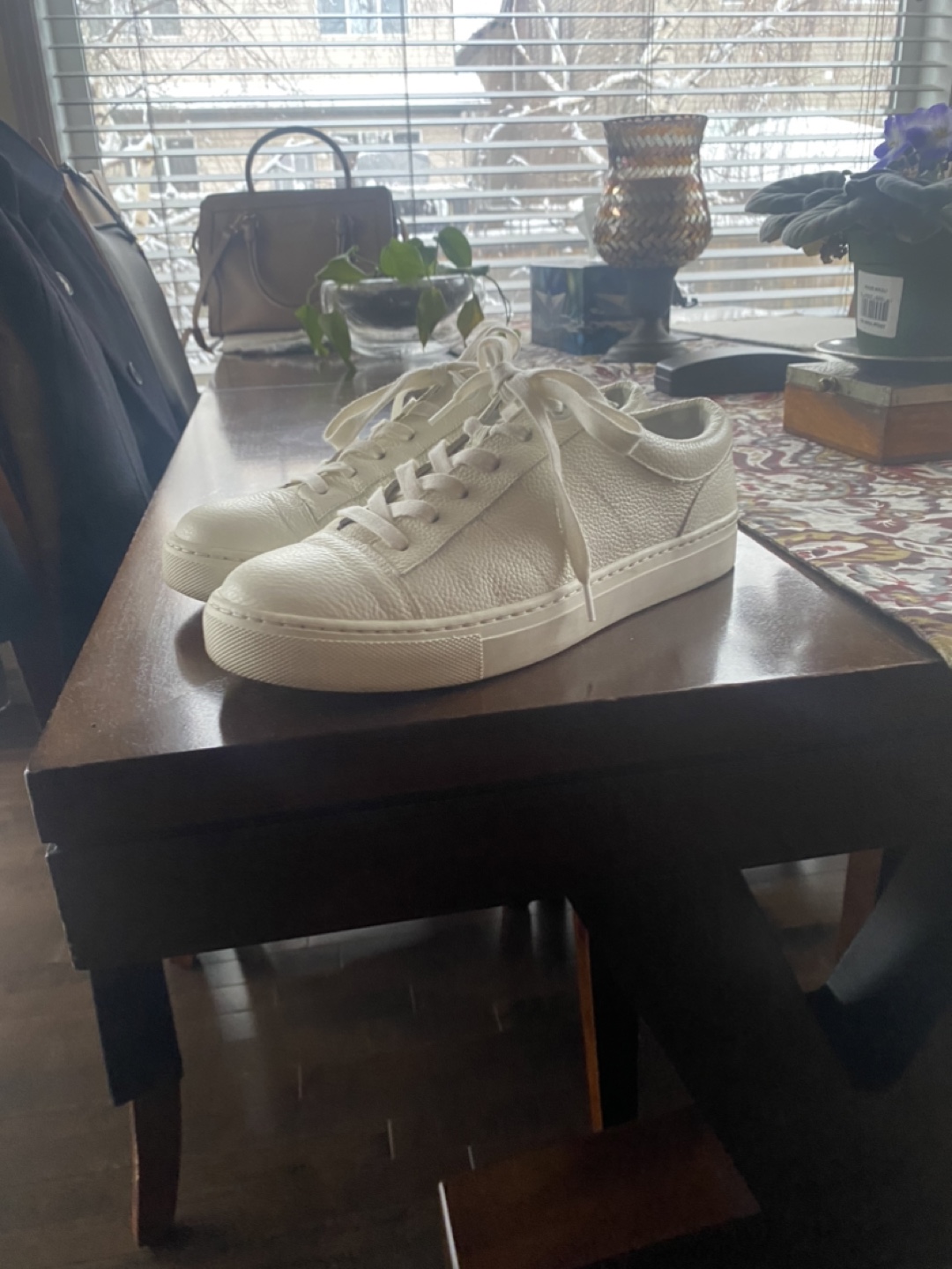 Vince.  White Leather Sneakers