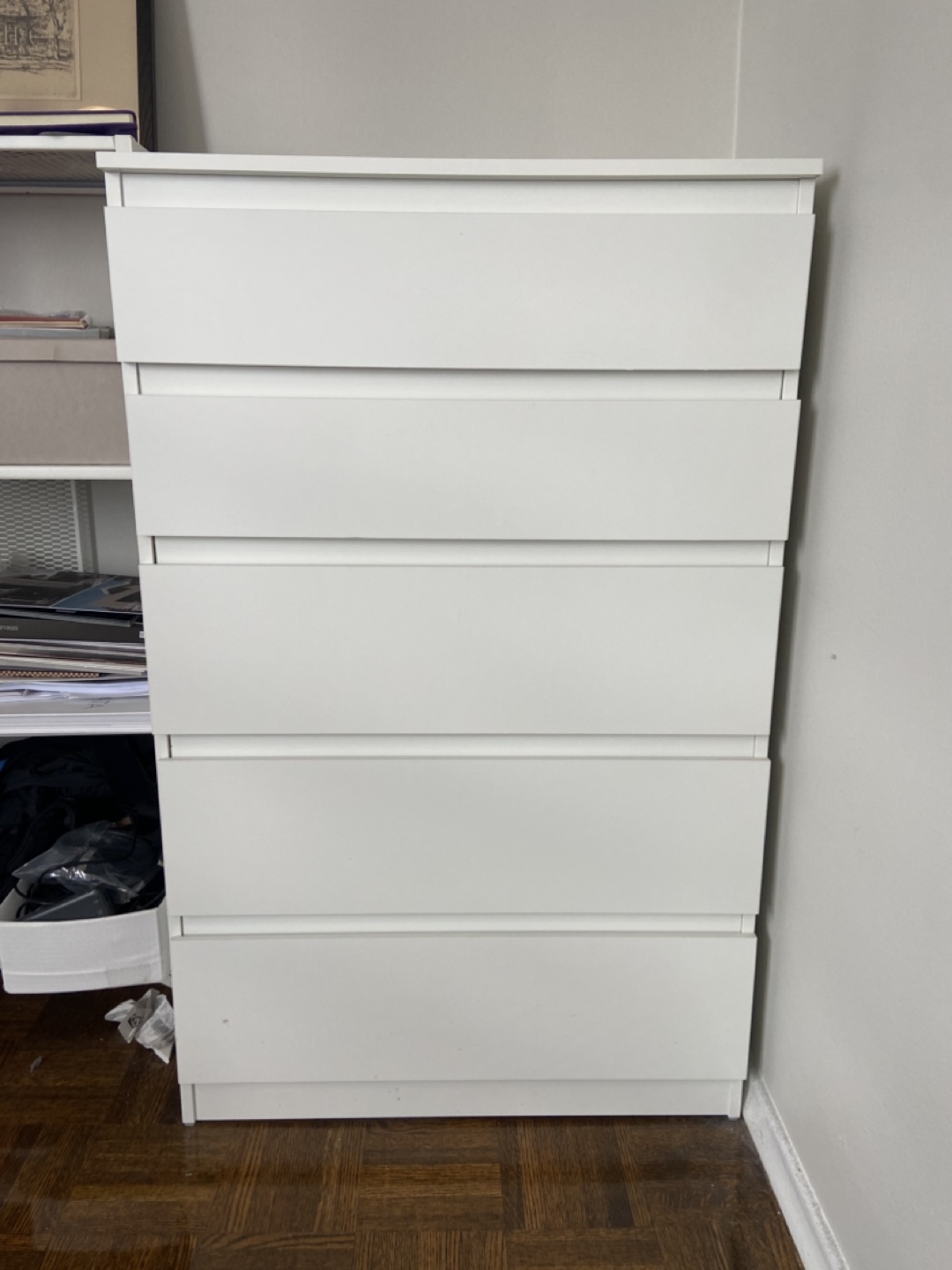 White 5-Drawer Chest of Drawers - photo 3