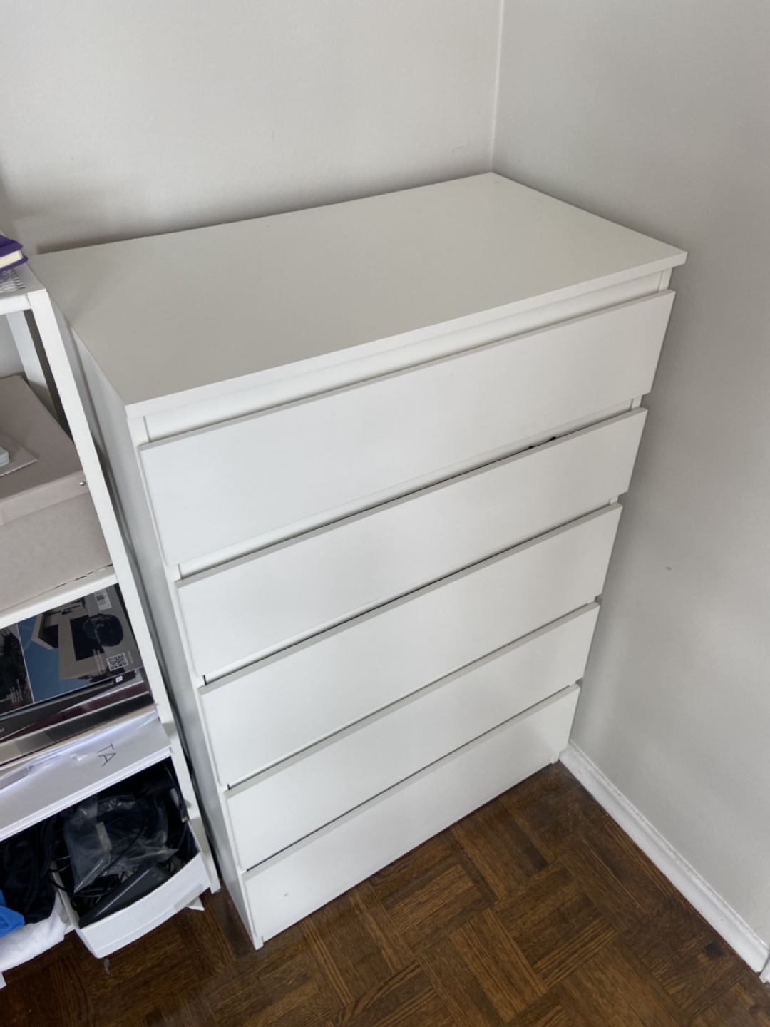 White 5-Drawer Chest of Drawers