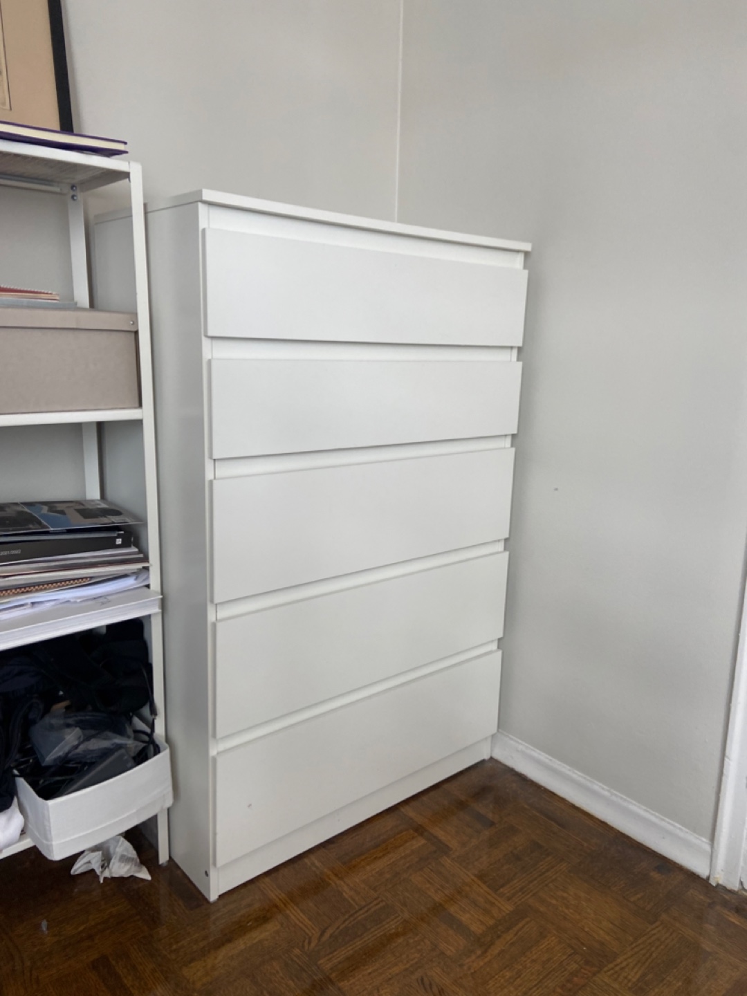 White 5-Drawer Chest of Drawers - photo 2