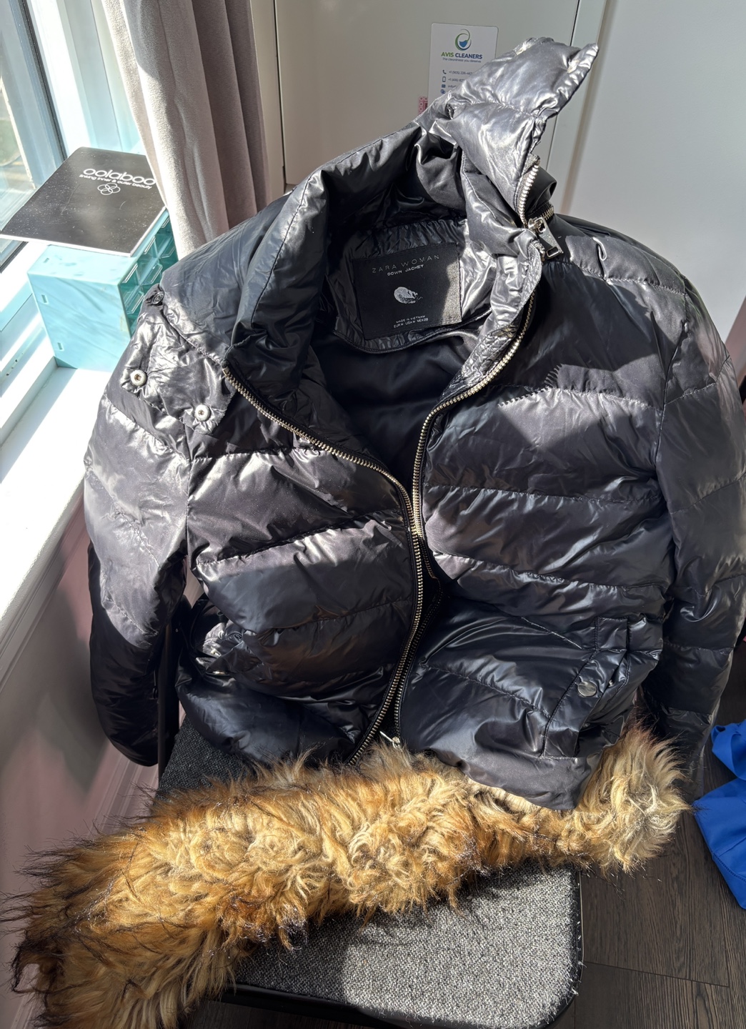 Zara Women's Black Puffer Jacket - photo 2