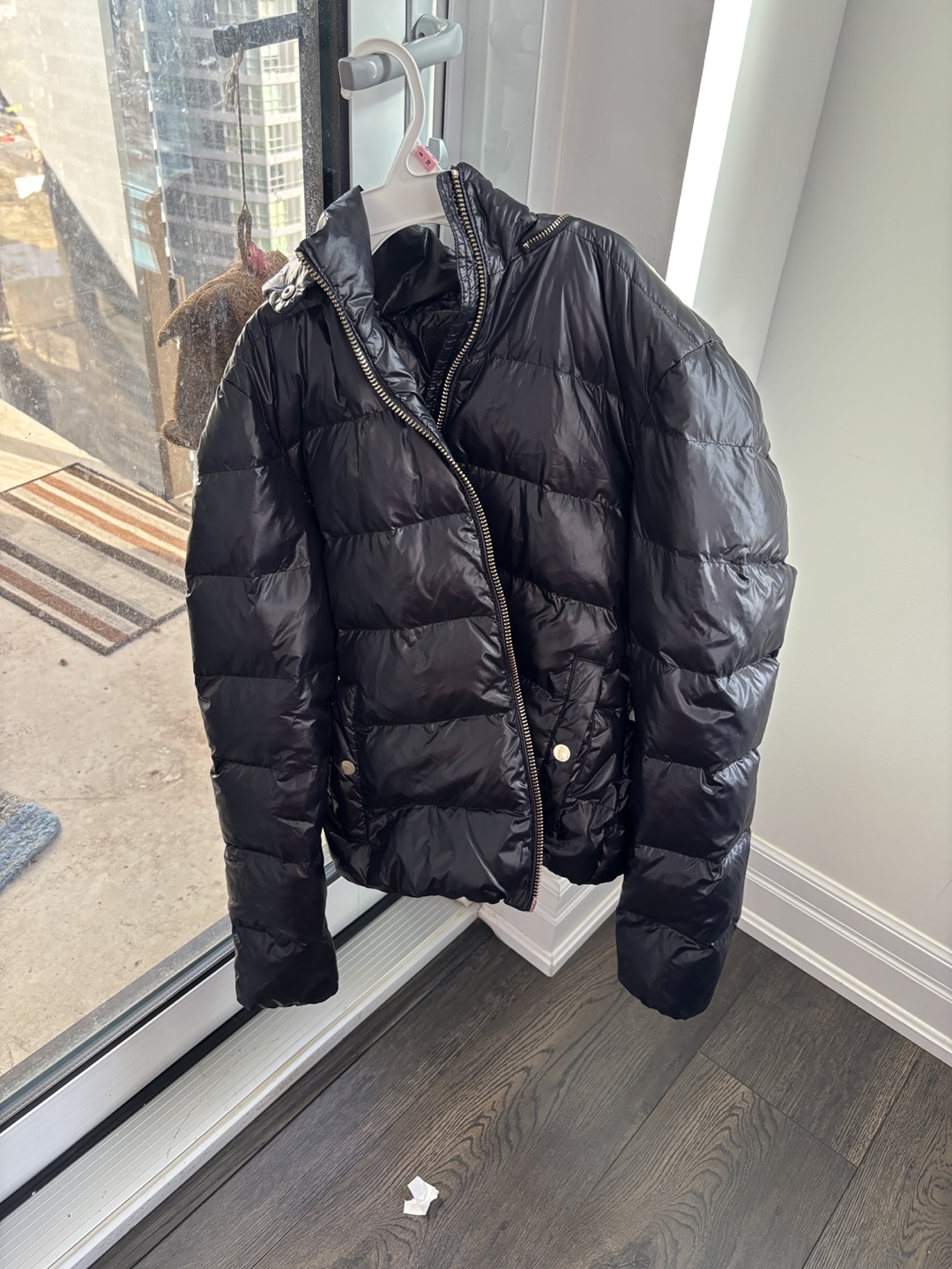 Zara Women's Black Puffer Jacket