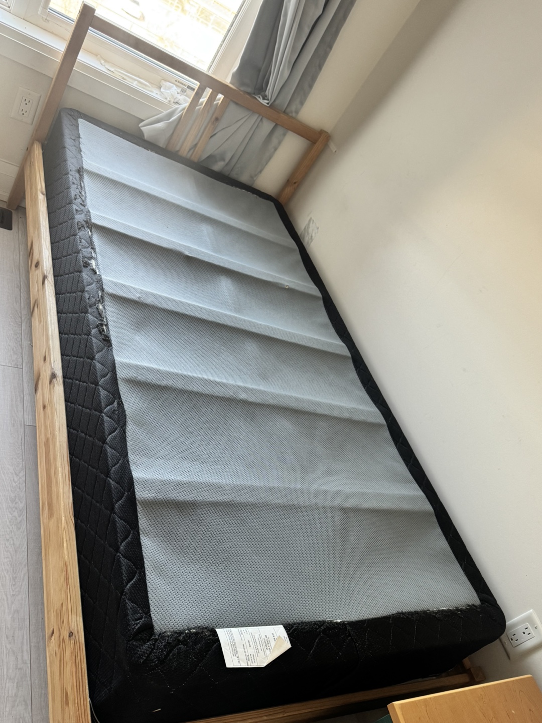 Twin-size bed frame and box spring - photo 3