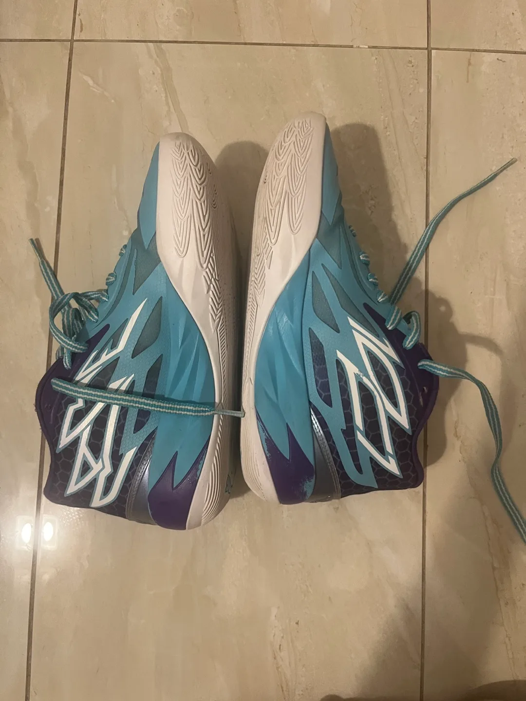 Puma kids Basketball Shoes - Size 7 image indicator(3)