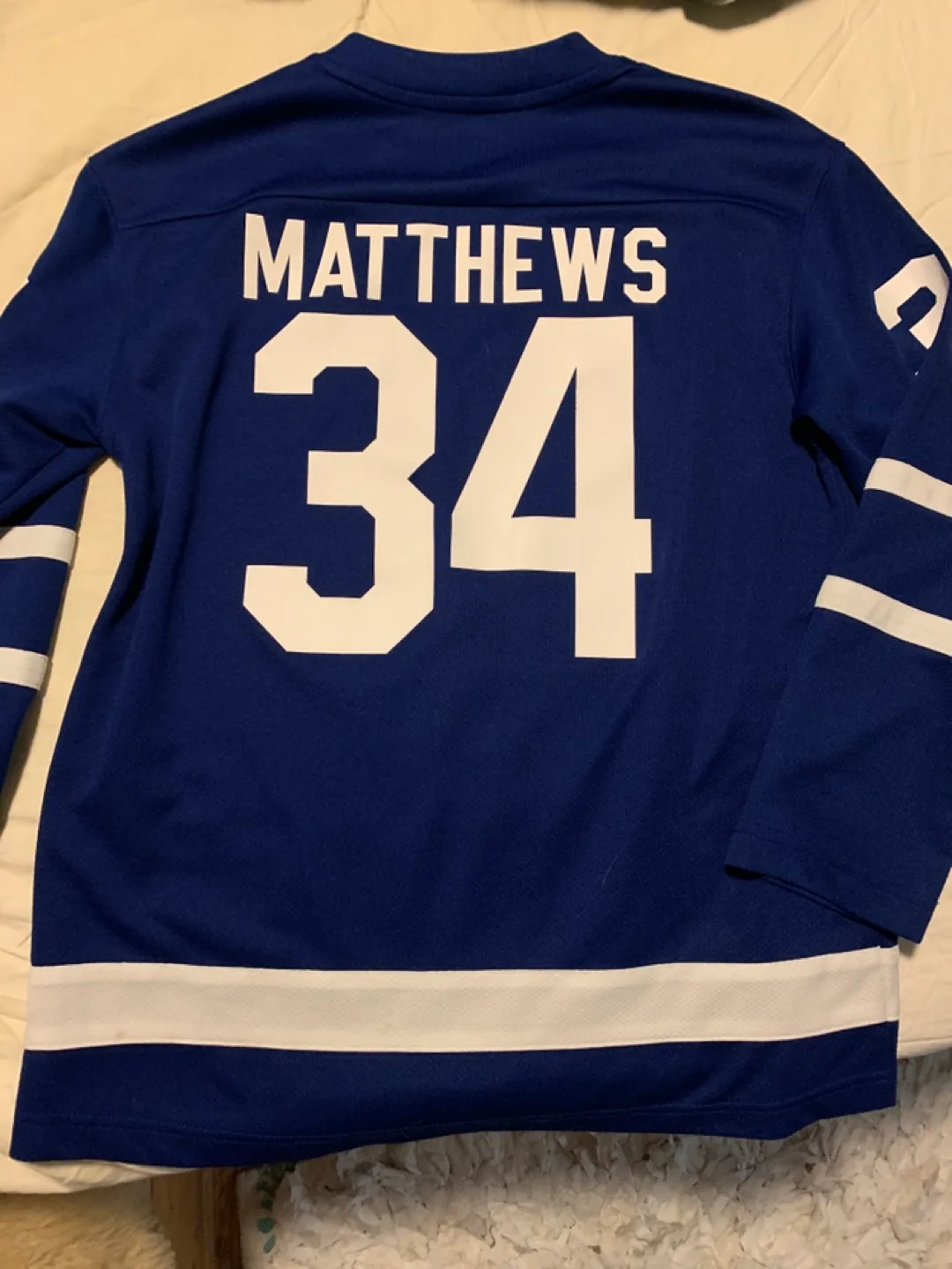 💚 Toronto Maple Leafs  Jersey image indicator(4)