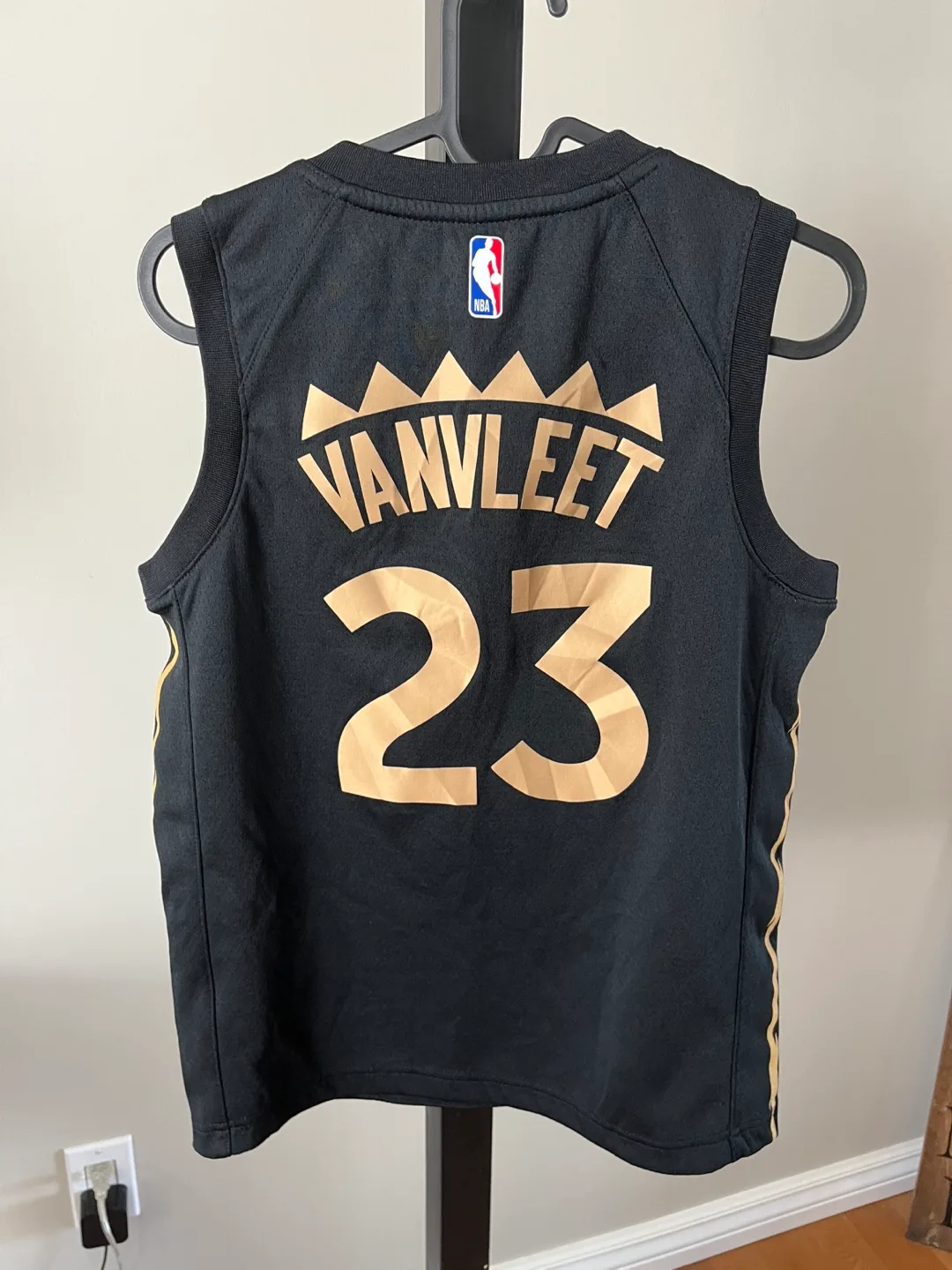 Youth Toronto Raptors Fred VanVleet #23 Jersey image indicator(2)