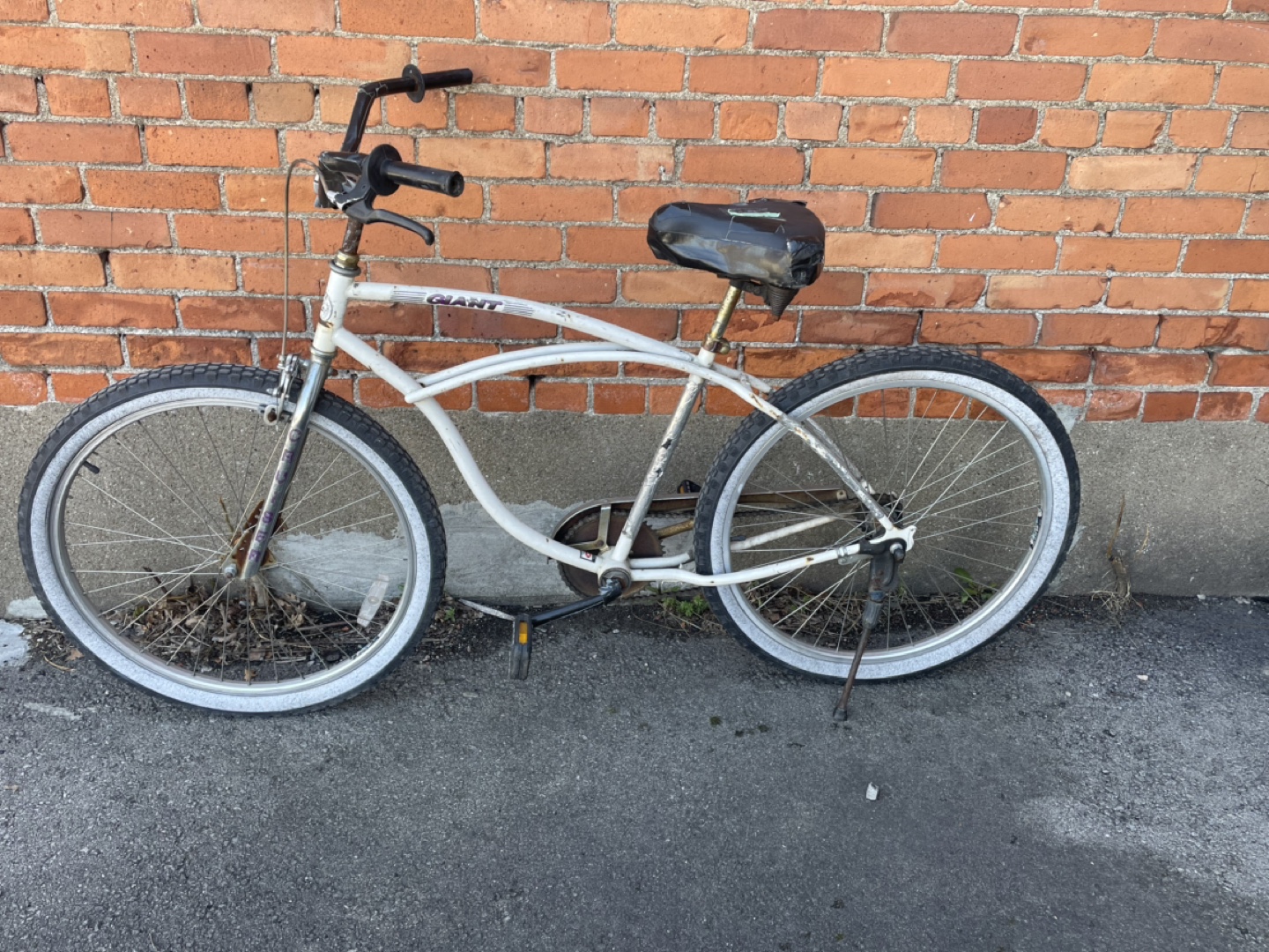 Vintage Giant Cruiser Bicycle - photo 2