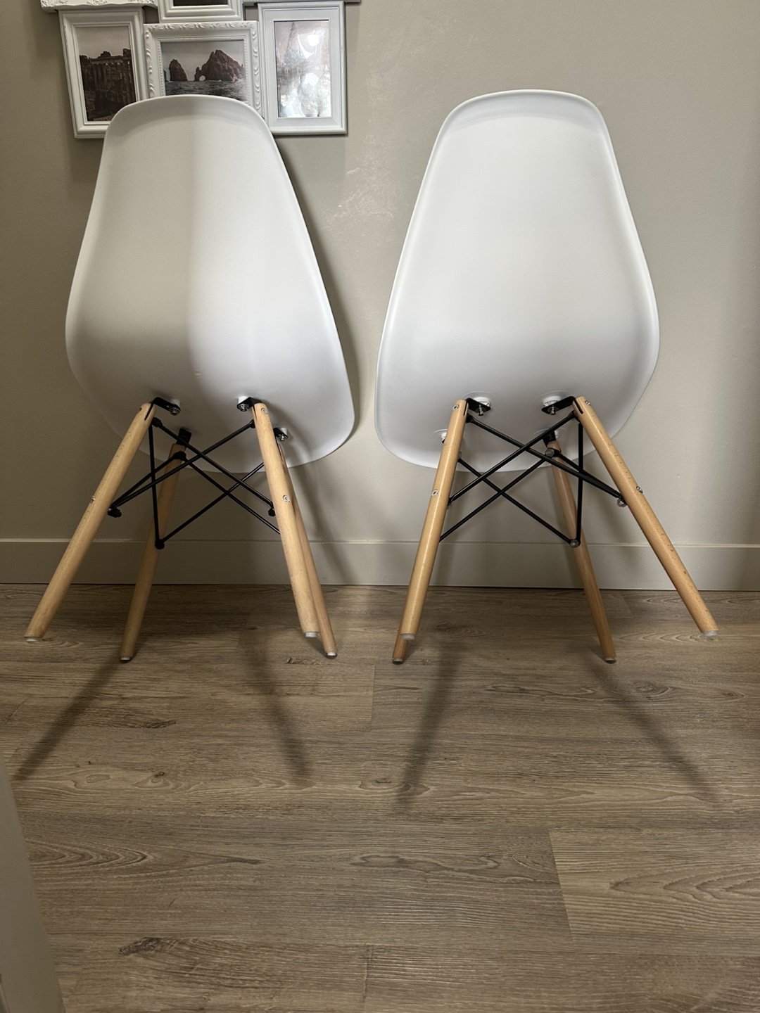 Pair of White Eames-Style Dining Chairs - photo 3