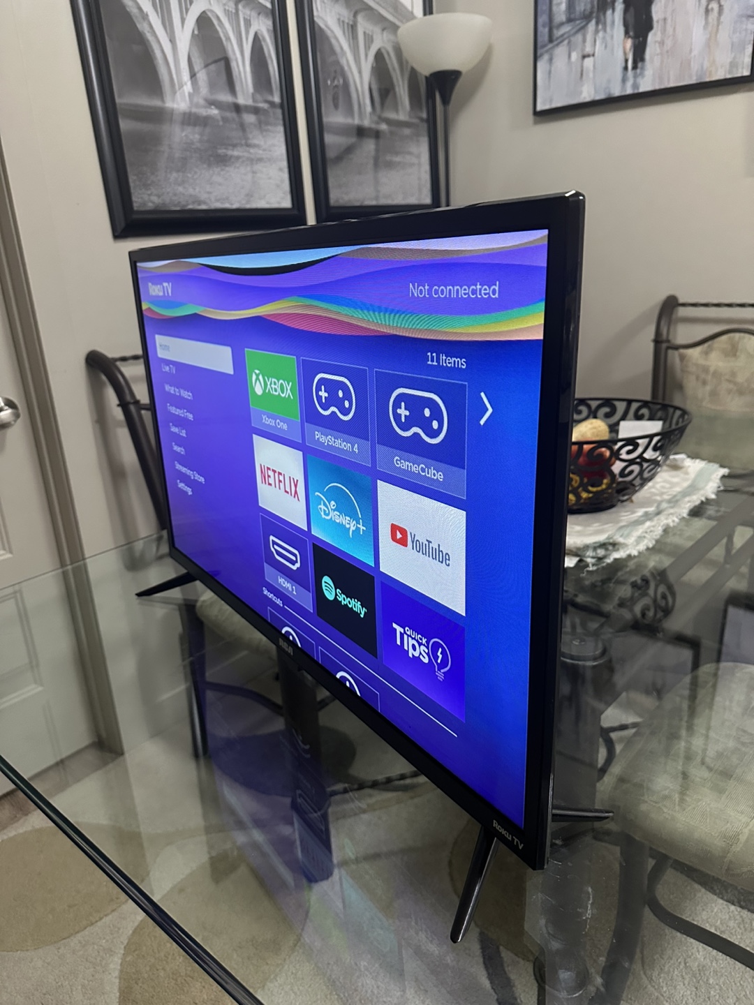 32-inch Roku Smart TV in impeccable condition—it looks like new. - photo 2