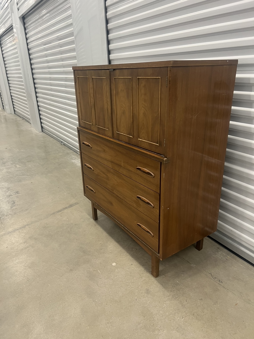 Mid-Century Modern Highboy Dresser - photo 2
