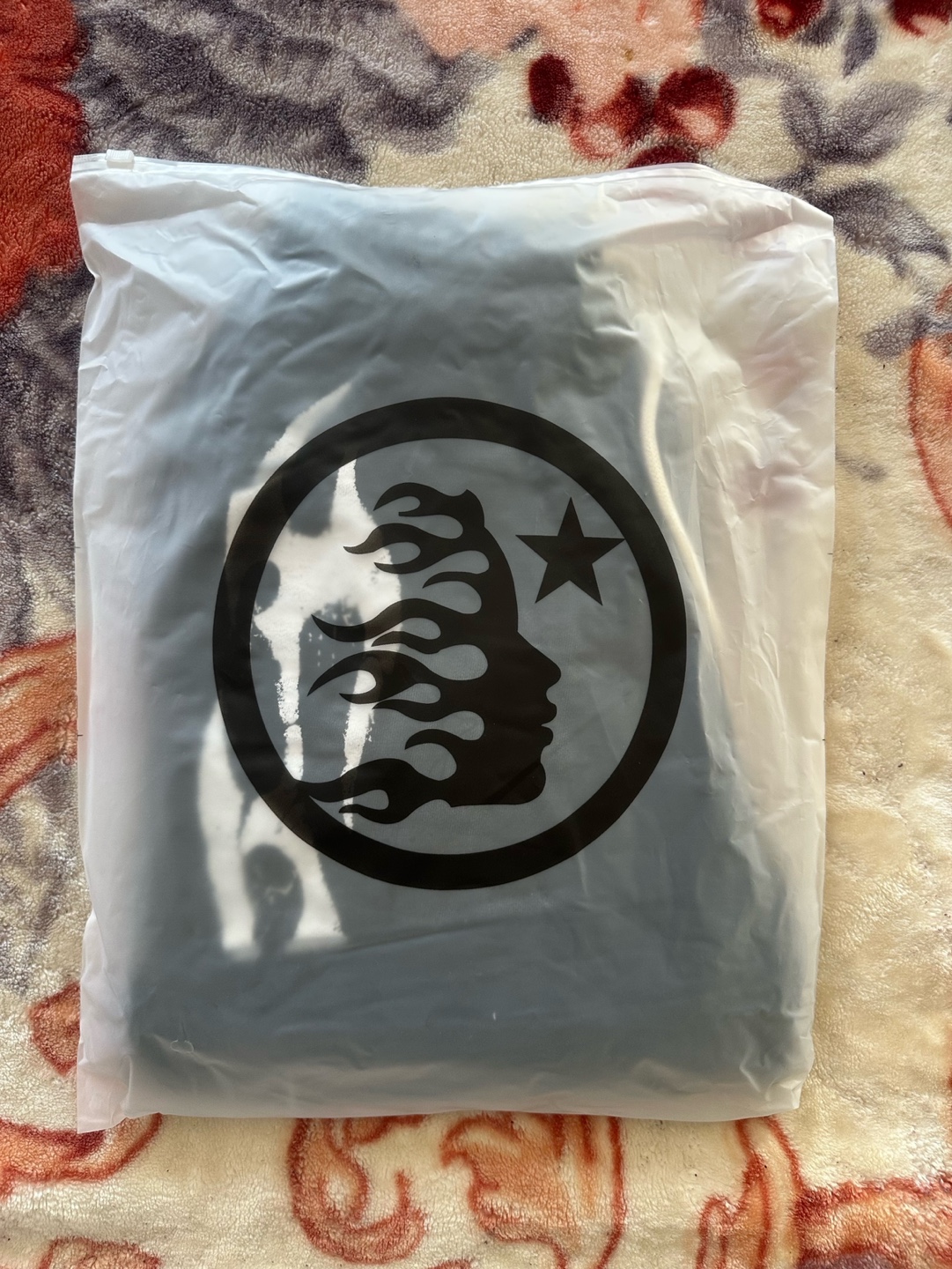 Hellstar “White Acid Wash” Graphic Design Shorts - photo 2