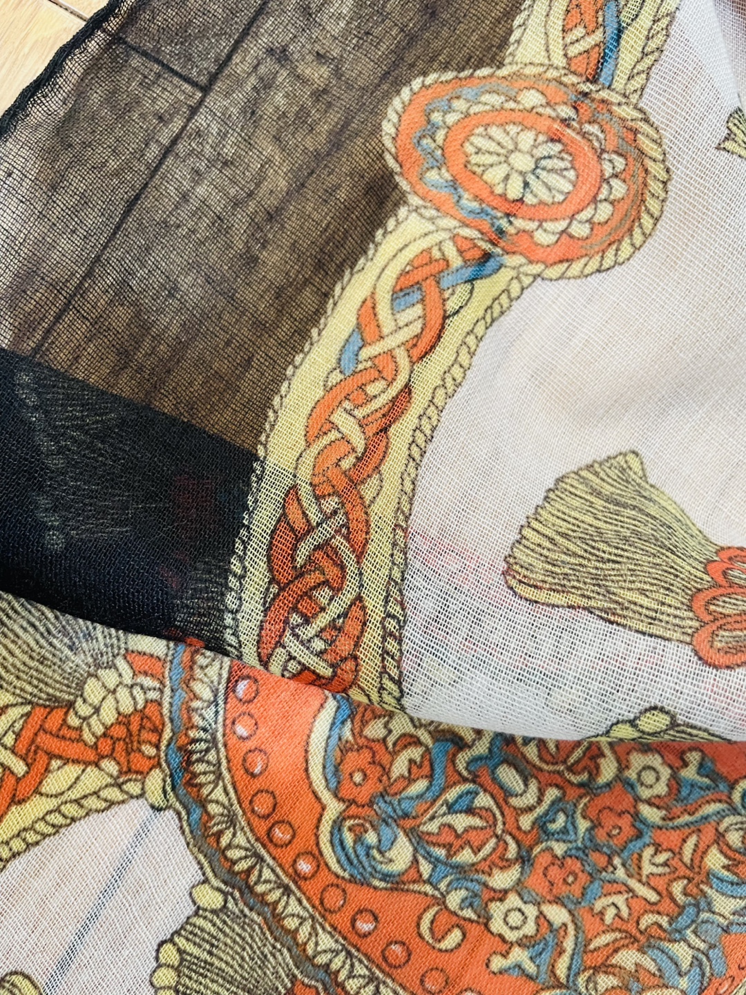 💚Vintage-style patterned scarf - photo 3