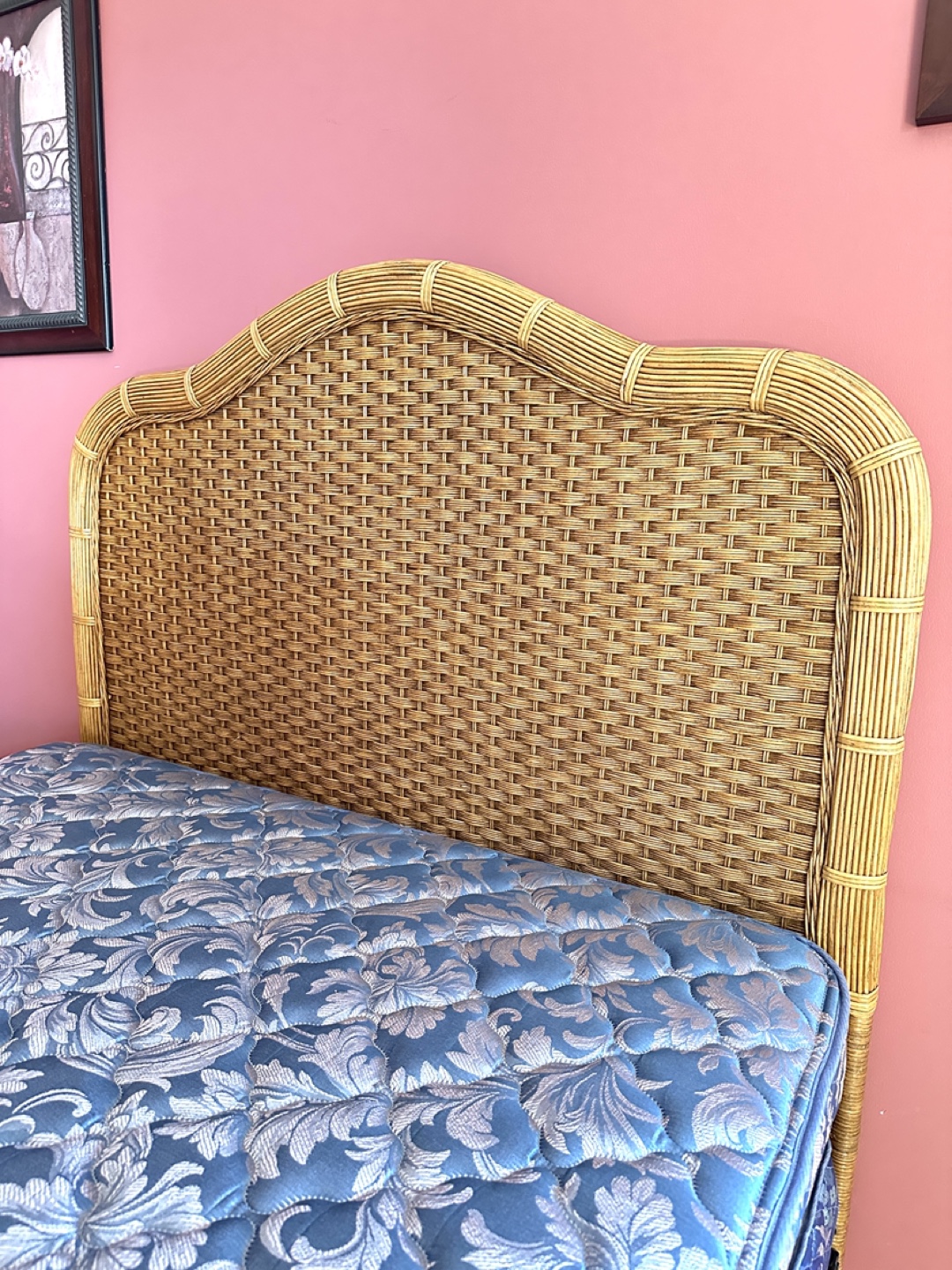 Beautiful Full Size Set with Kingsdown Mattress (CAN DELIVER) - photo 4