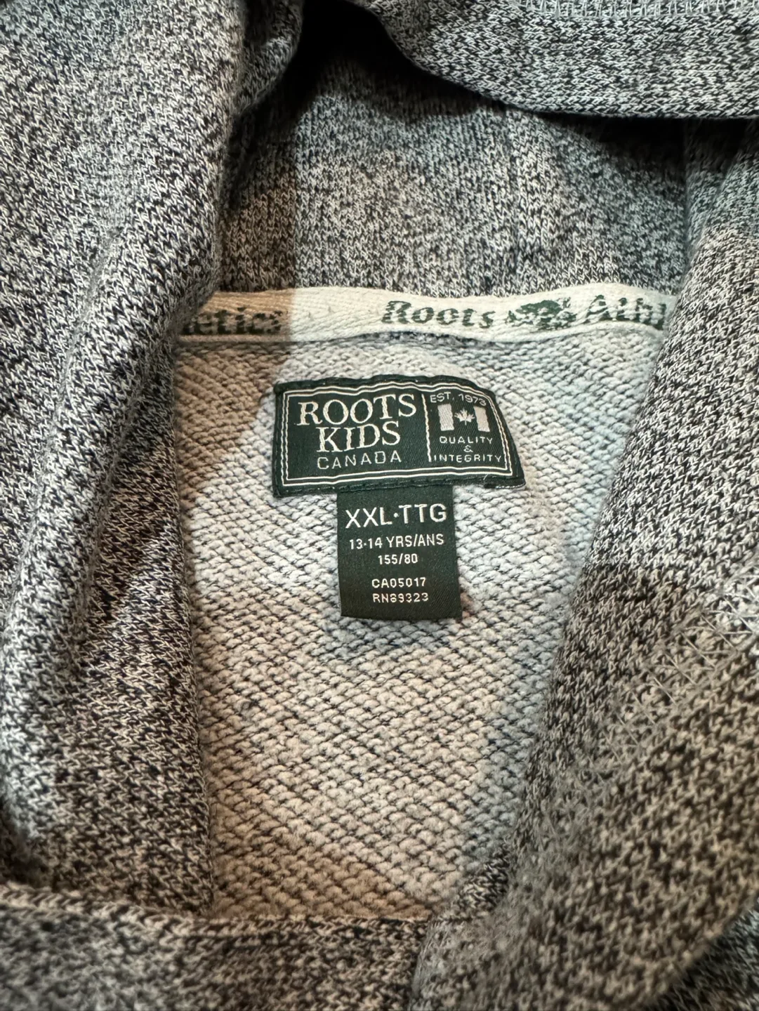 Roots Kids Hoodie - Size XL image indicator(2)