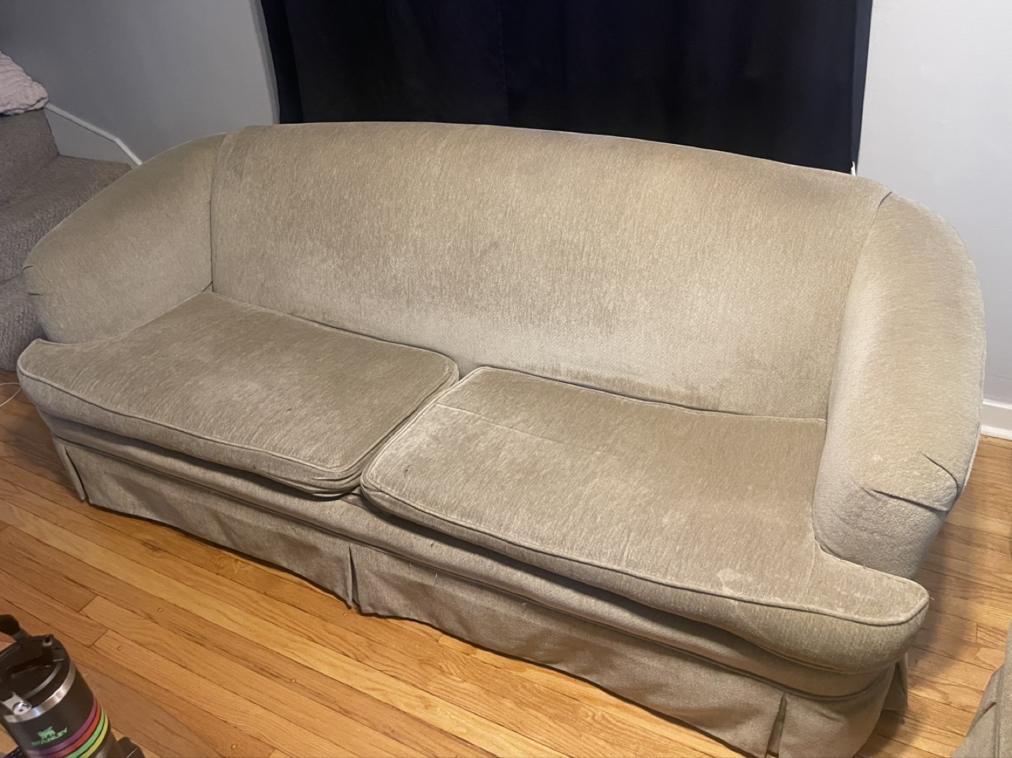 FREE!!! Retro Sofa and Loveseat - photo 2