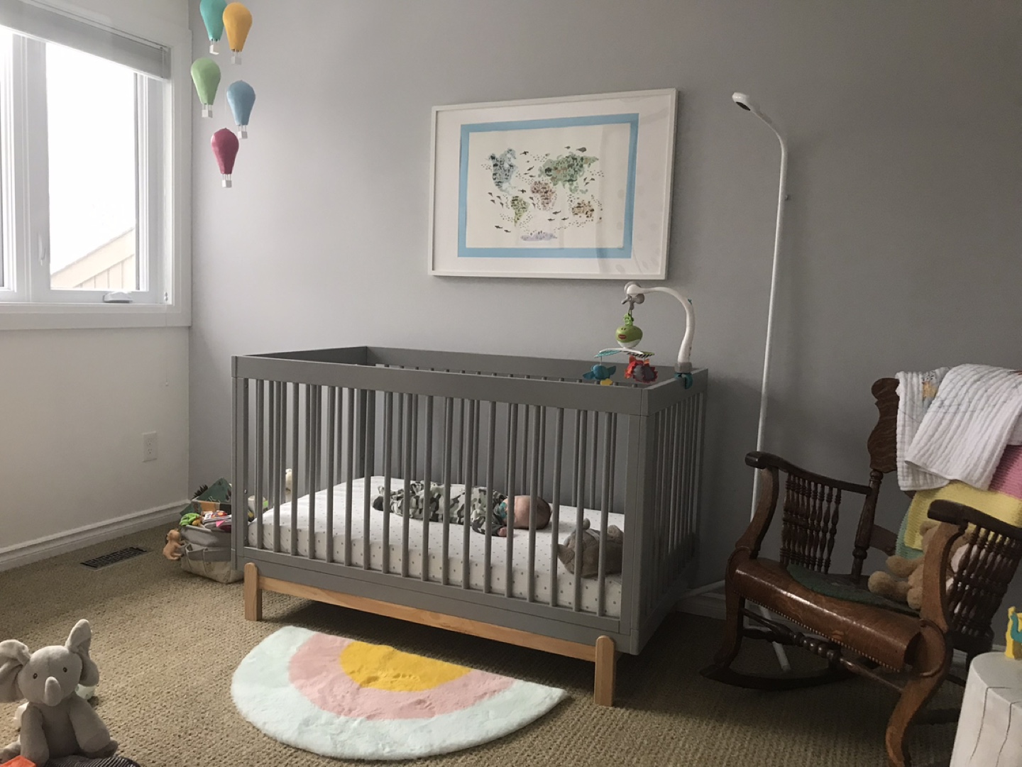 Delta Wooden Crib (3-1 Convertible) - GREENGUARD Gold Certified - photo 2