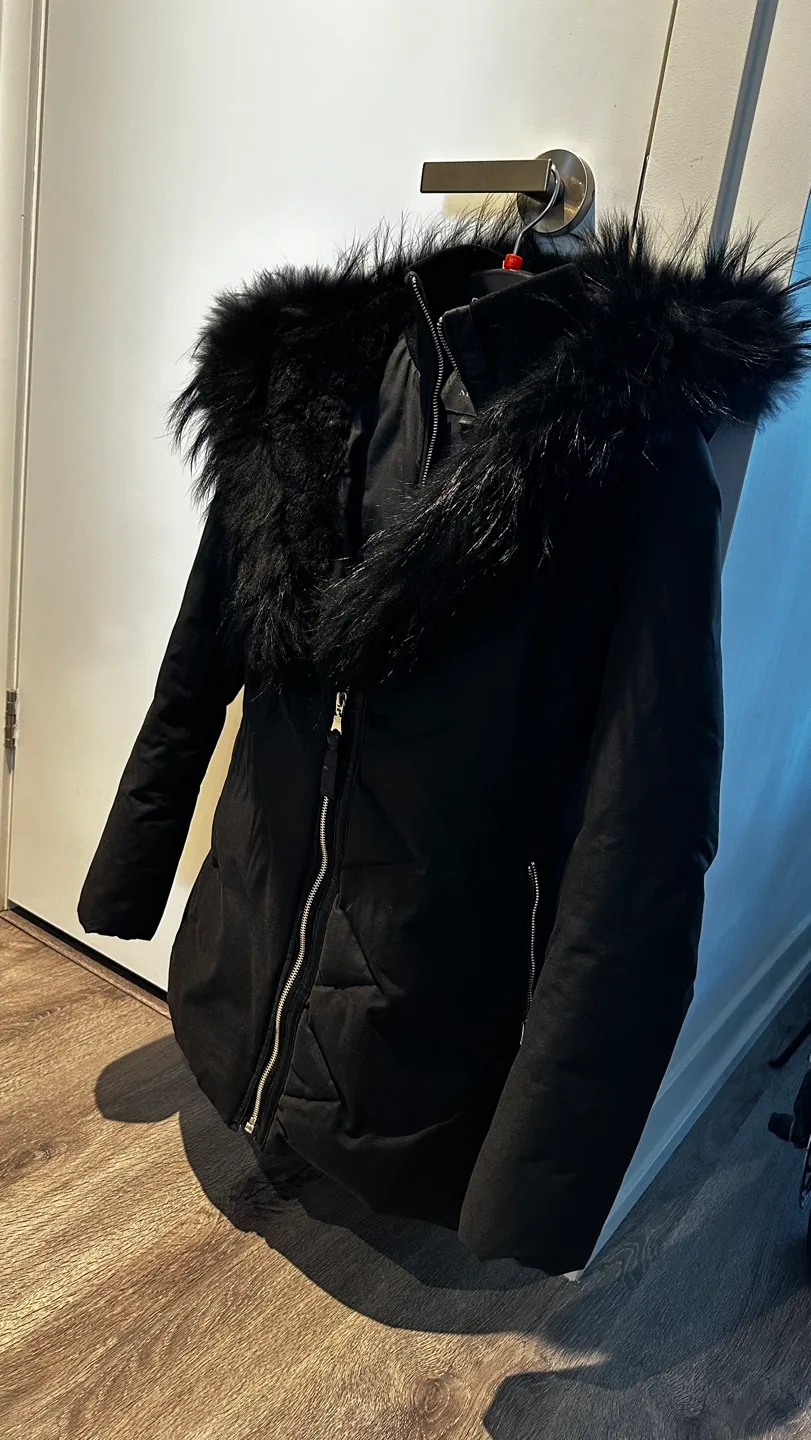 Mackage Black Fur-Trimmed Down-Filled Jacket - XXS/TP image indicator(6)