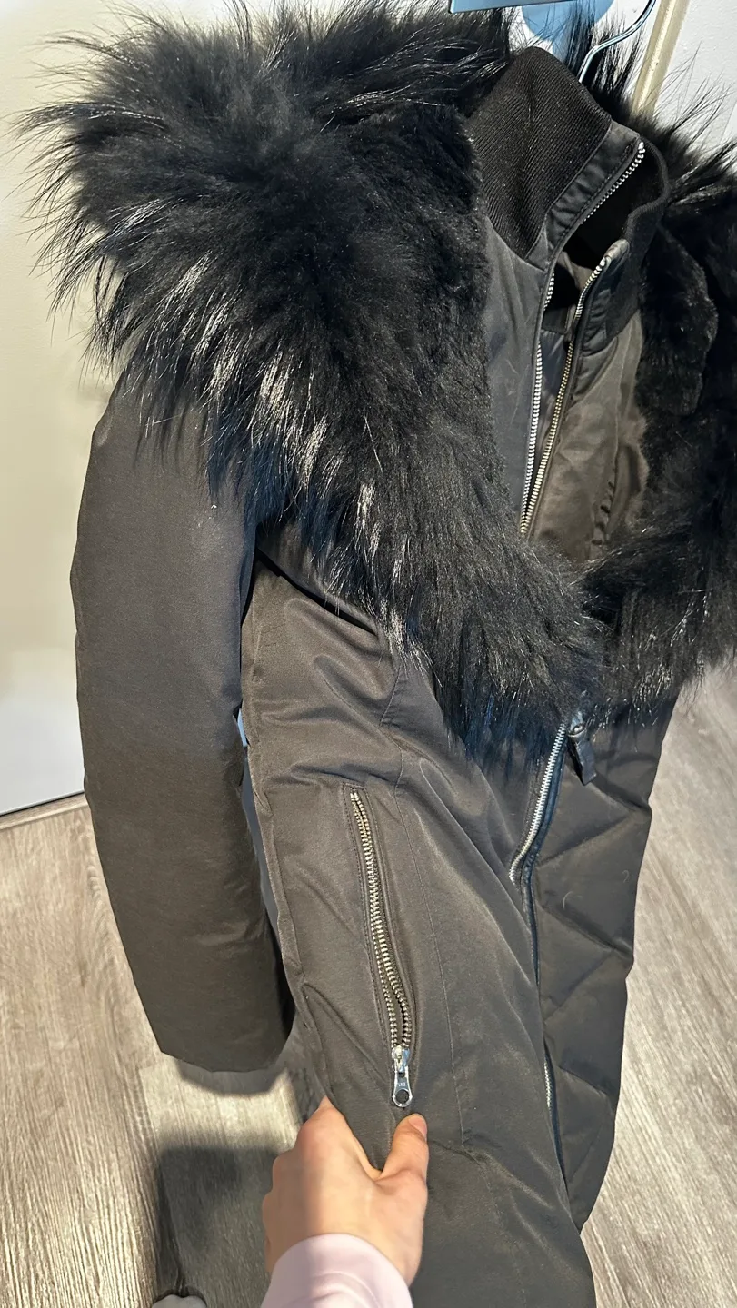 Mackage Black Fur-Trimmed Down-Filled Jacket - XXS/TP image indicator(5)