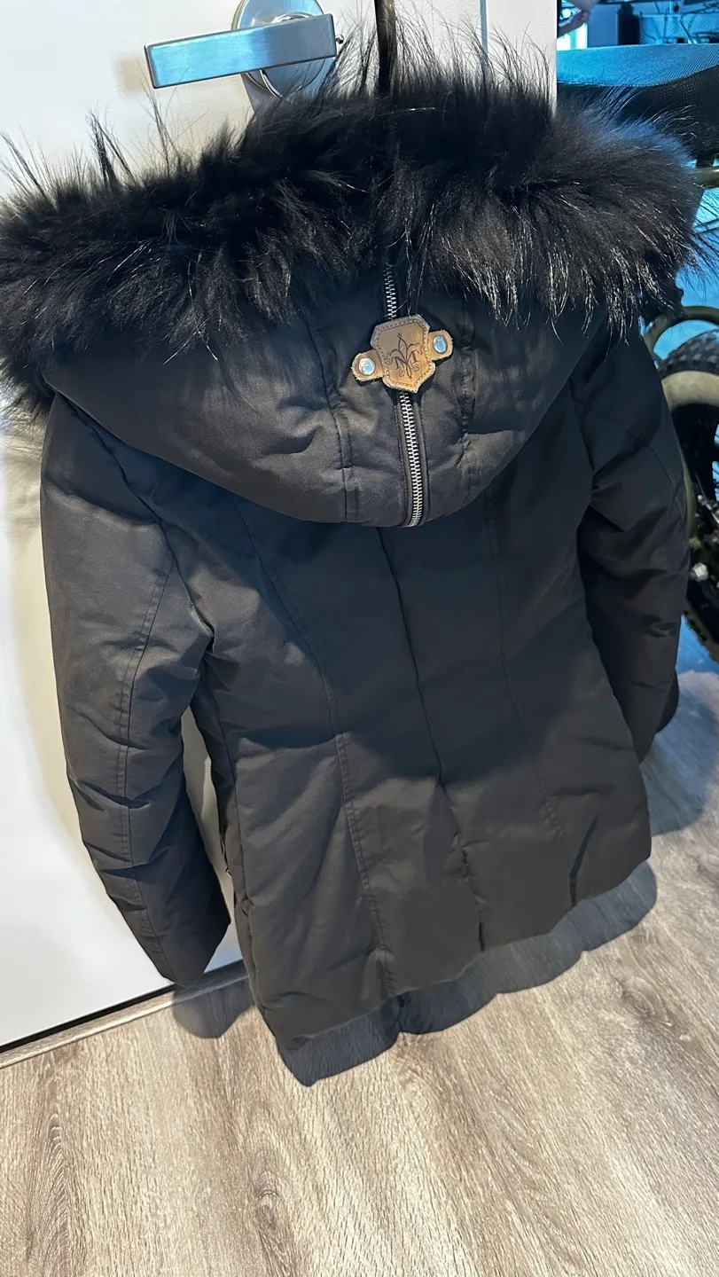 Mackage Black Fur-Trimmed Down-Filled Jacket - XXS/TP image indicator(4)