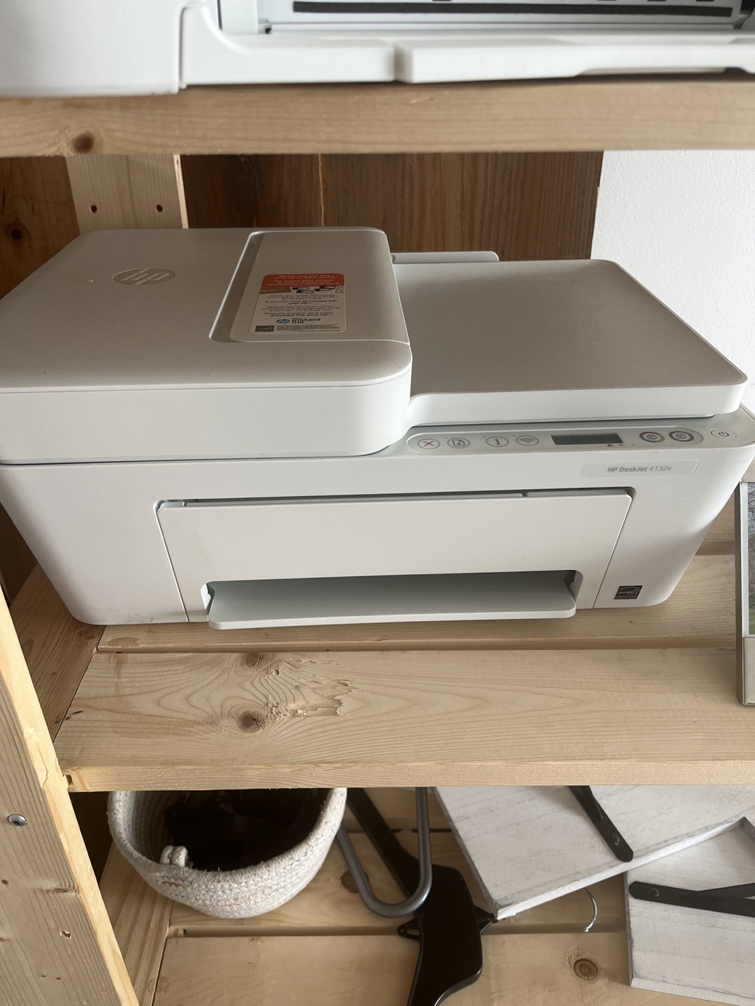 HP DeskJet 4132e All-in-One Printer - photo 3