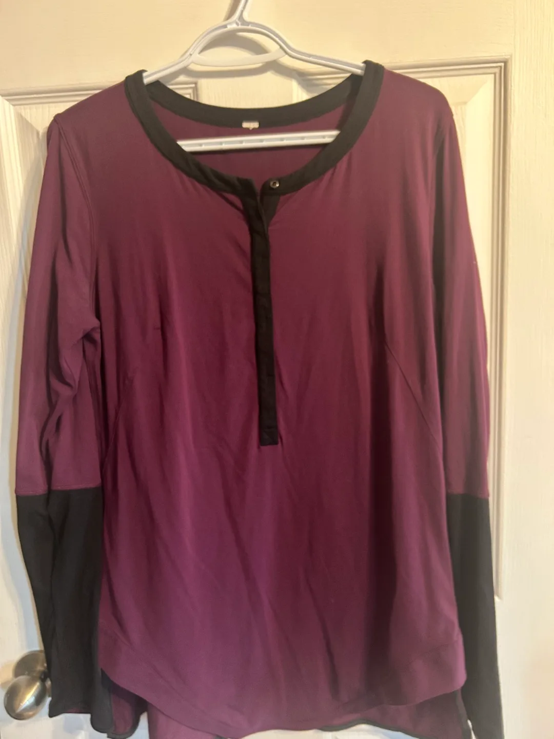Lululemon 🍋 Urbanite Henley Long Sleeve Shirt - Plum/Black image indicator(9)