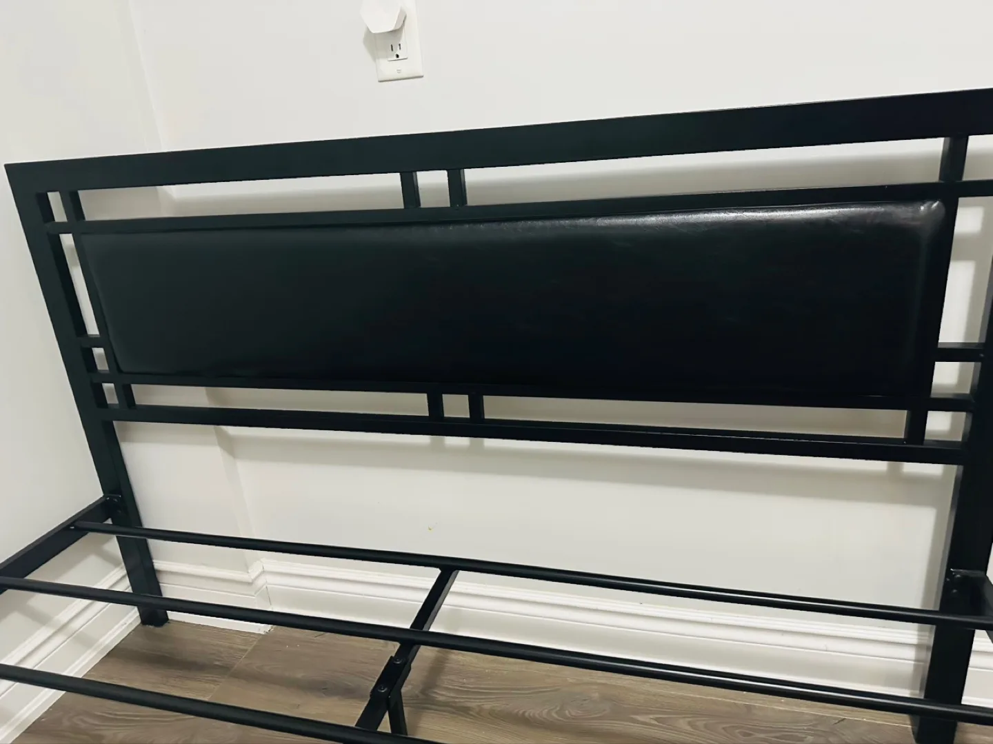 Metal Bed Frame with Headboard - Queen Size image indicator(5)
