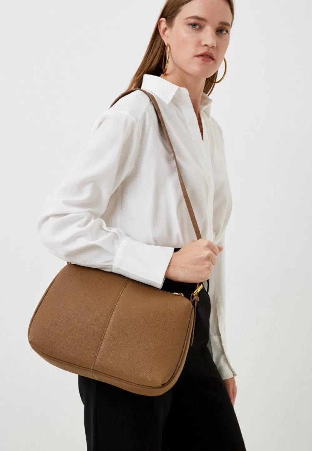 Tan Leather Crossbody Bag thumbnail