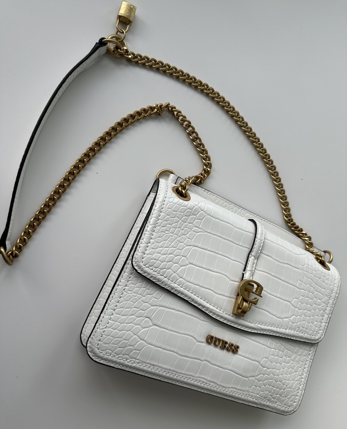 White Guess Crocodile-Embossed Shoulder Bag - photo 2