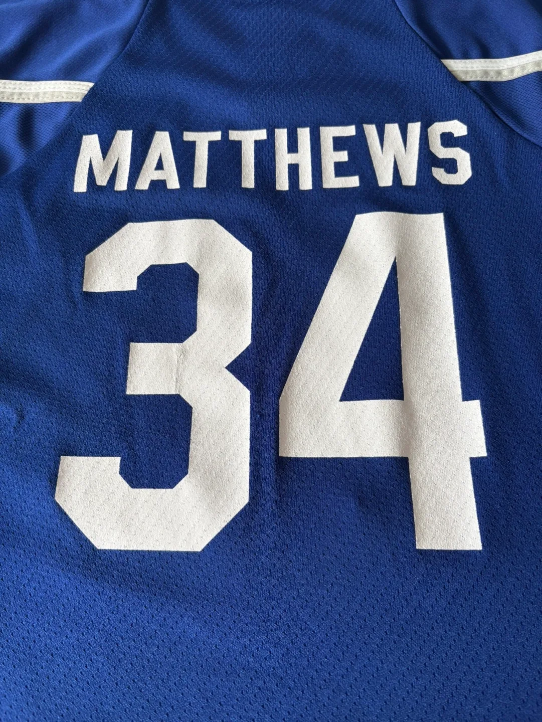 Leafs #34 Matthews Youth Jersey- Size L/XL image indicator(3)