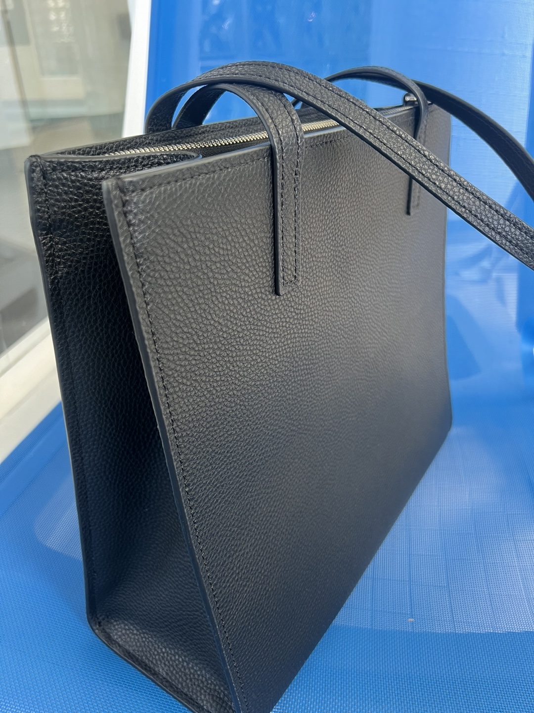 Marc Jacobs Black Leather Tote Bag - photo 5