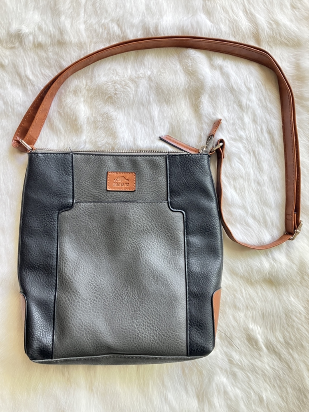 ROOTS 73 Grey and Black Crossbody Bag