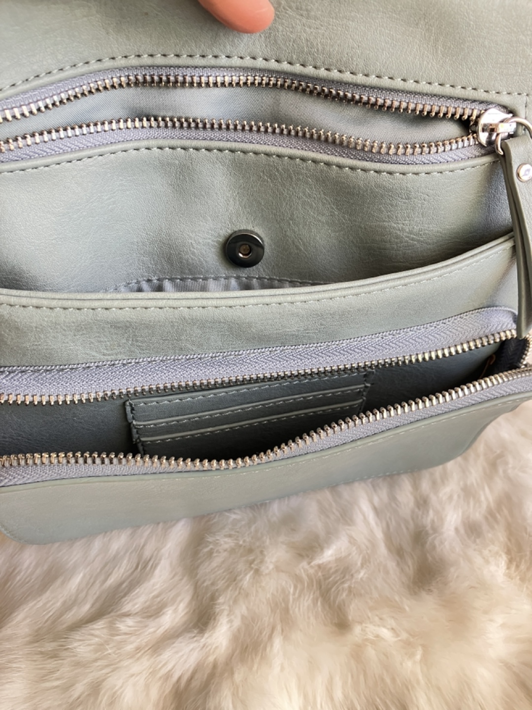 Beautiful Sage Green Crossbody bag - photo 3